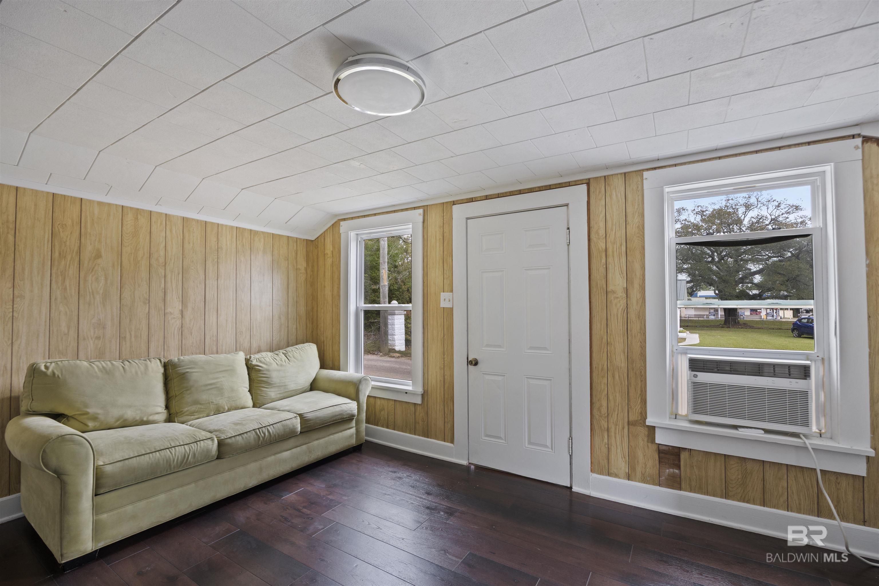 112 S Juniper Road, Foley, AL, 36535-2606