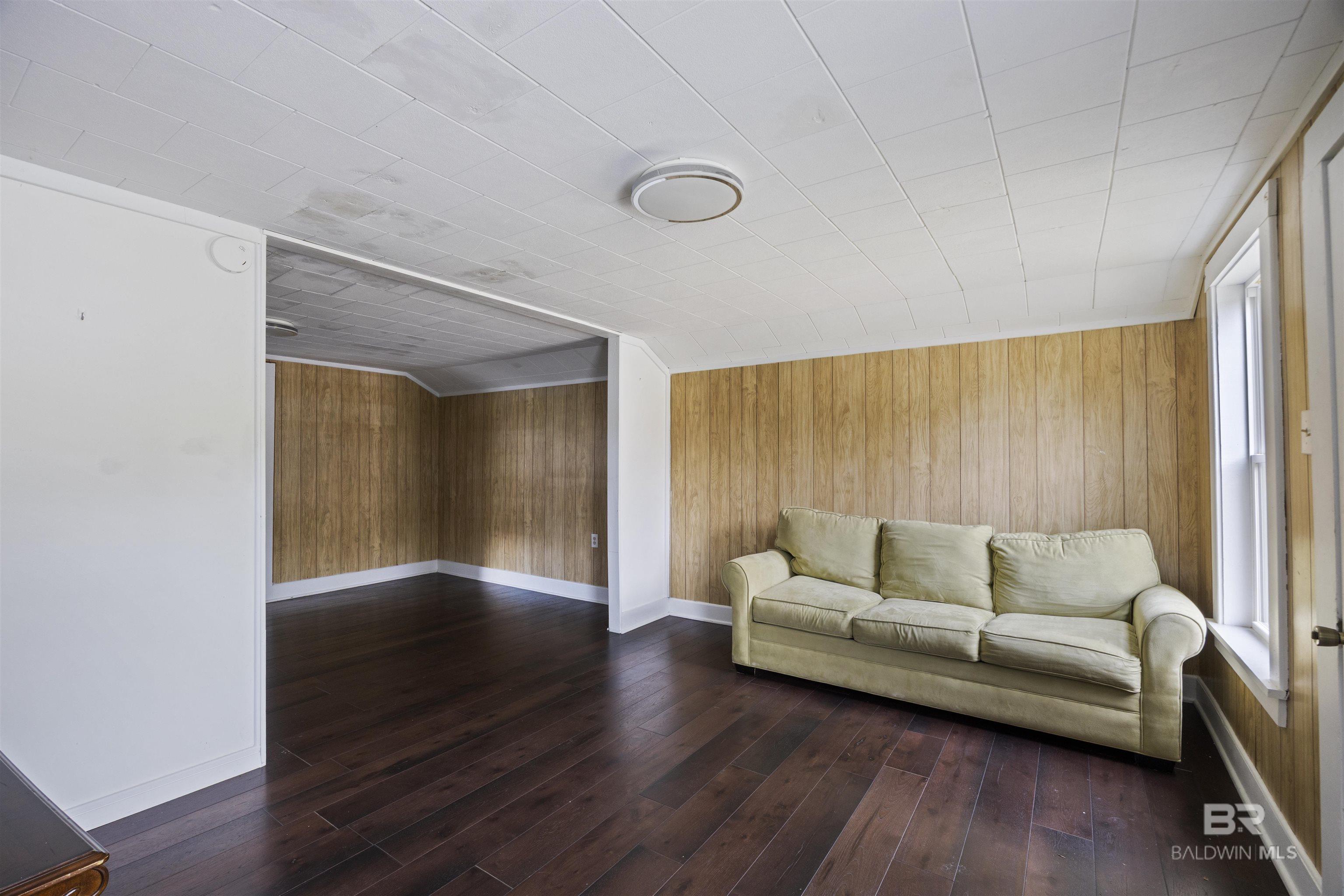 112 S Juniper Road, Foley, AL, 36535-2606