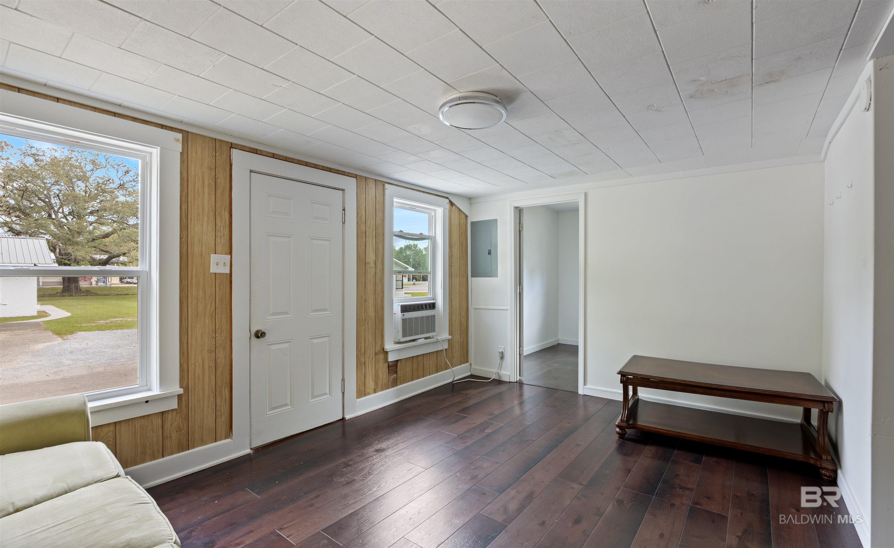 112 S Juniper Road, Foley, AL, 36535-2606