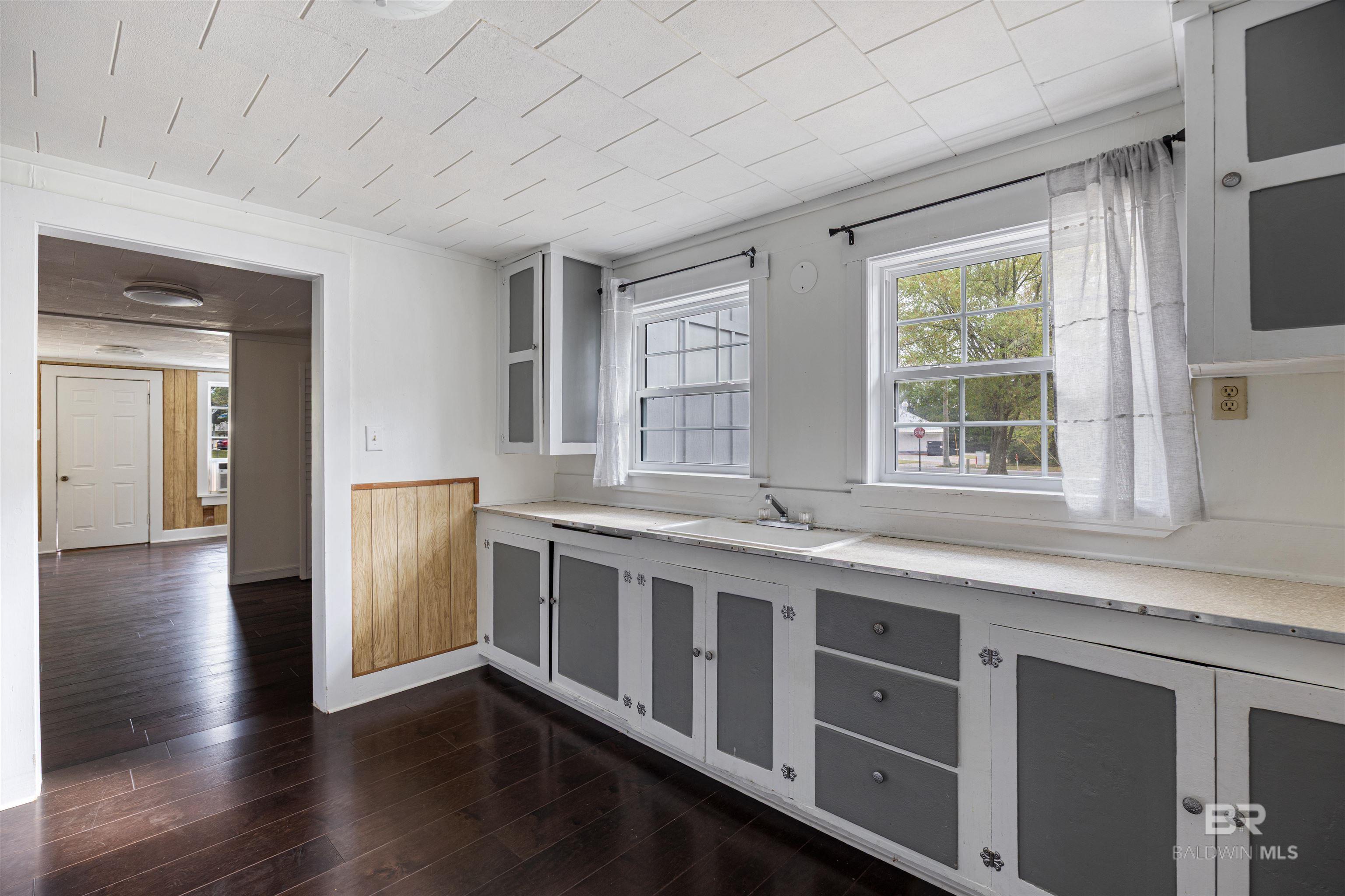 112 S Juniper Road, Foley, AL, 36535-2606