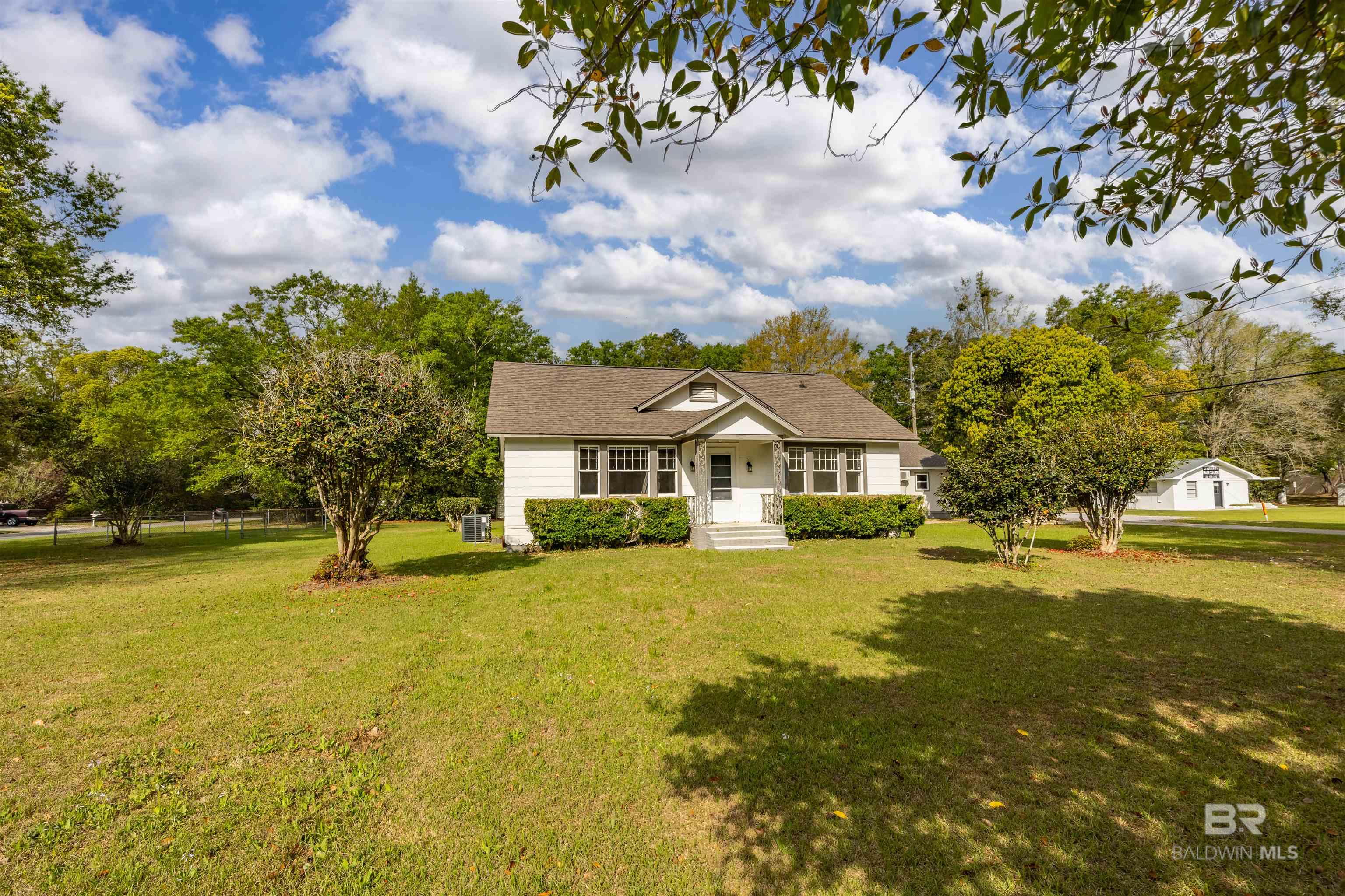 112 S Juniper Road, Foley, AL, 36535-2606