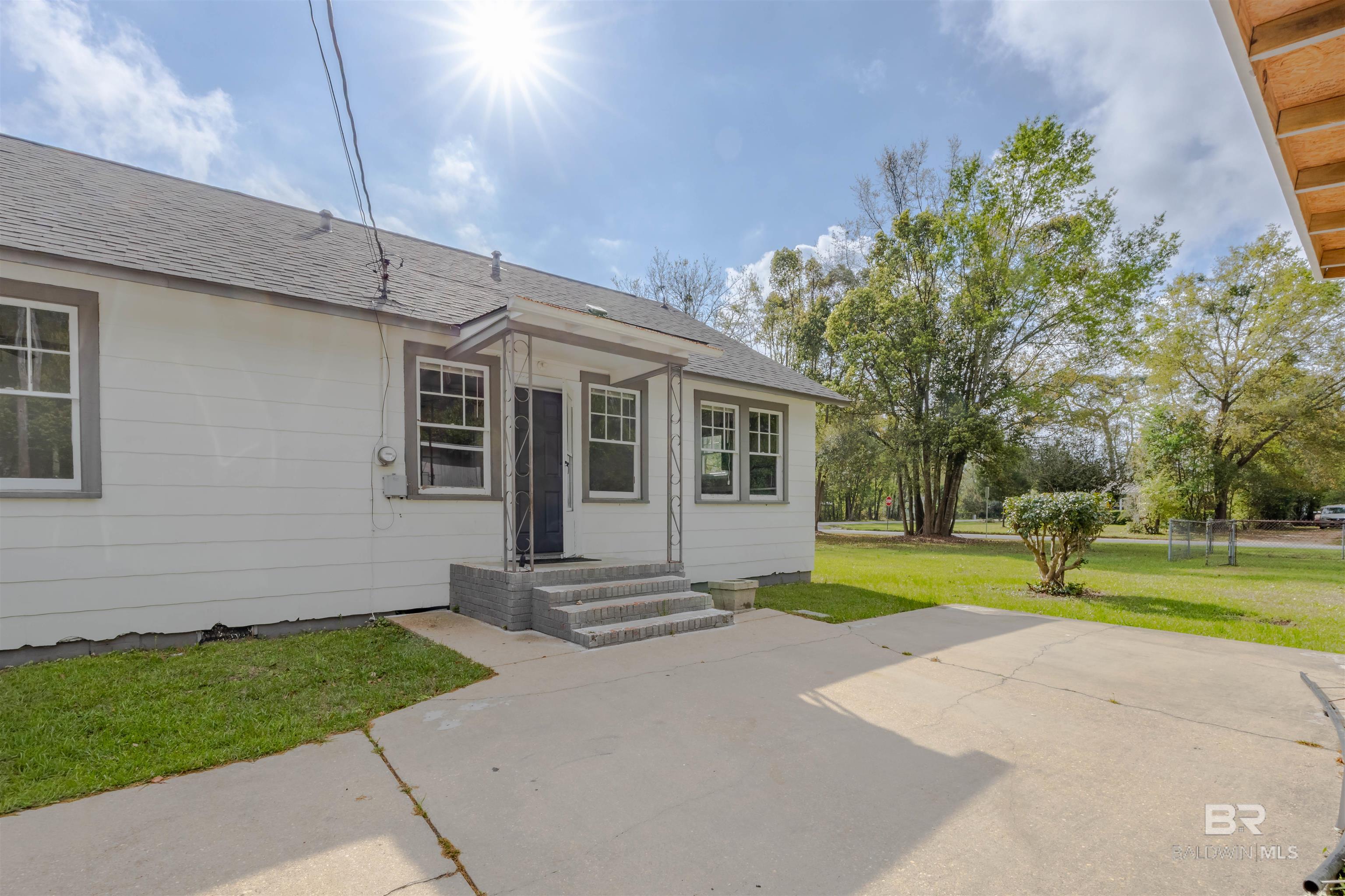 112 S Juniper Road, Foley, AL, 36535-2606