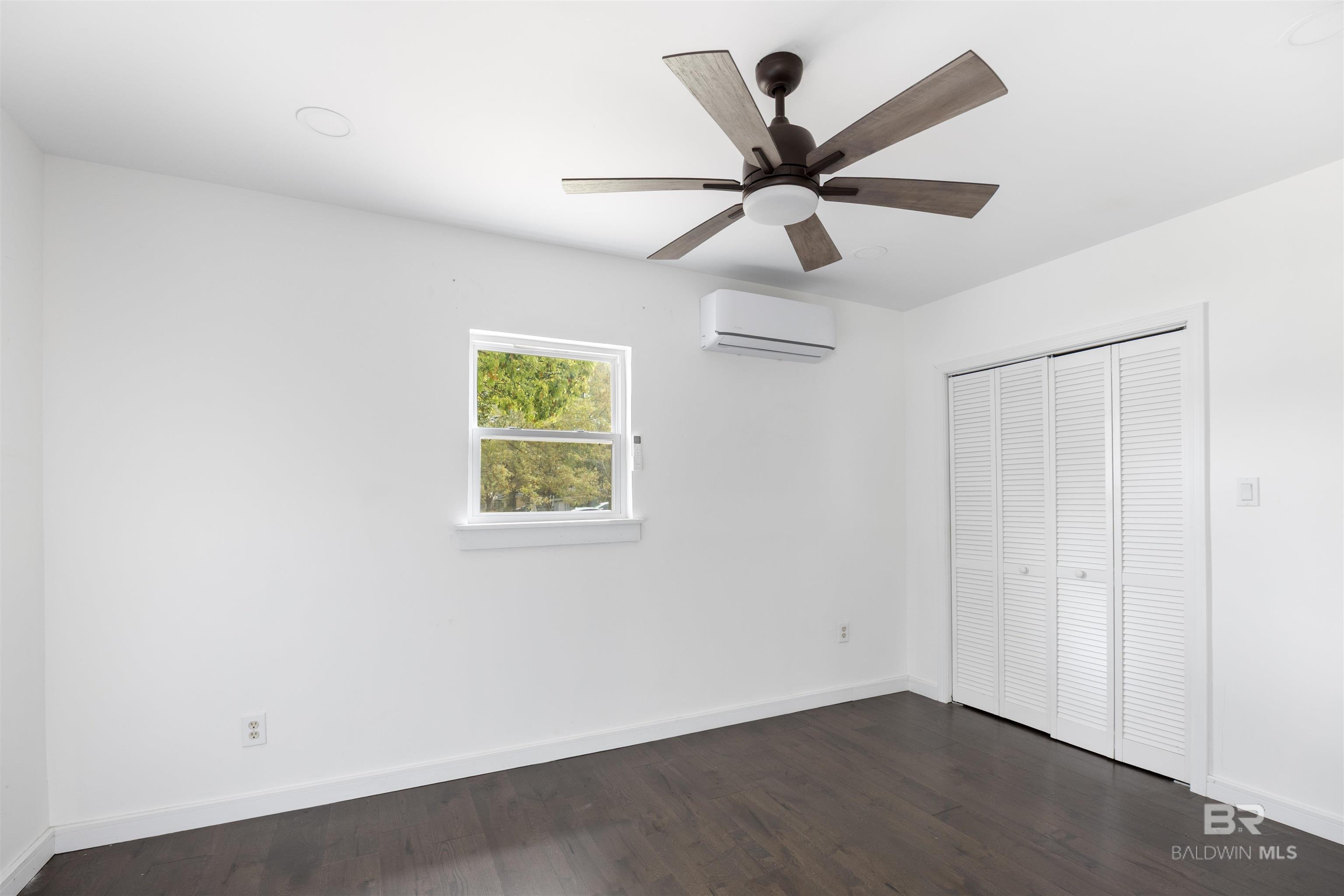 112 S Juniper Road, Foley, AL, 36535-2606