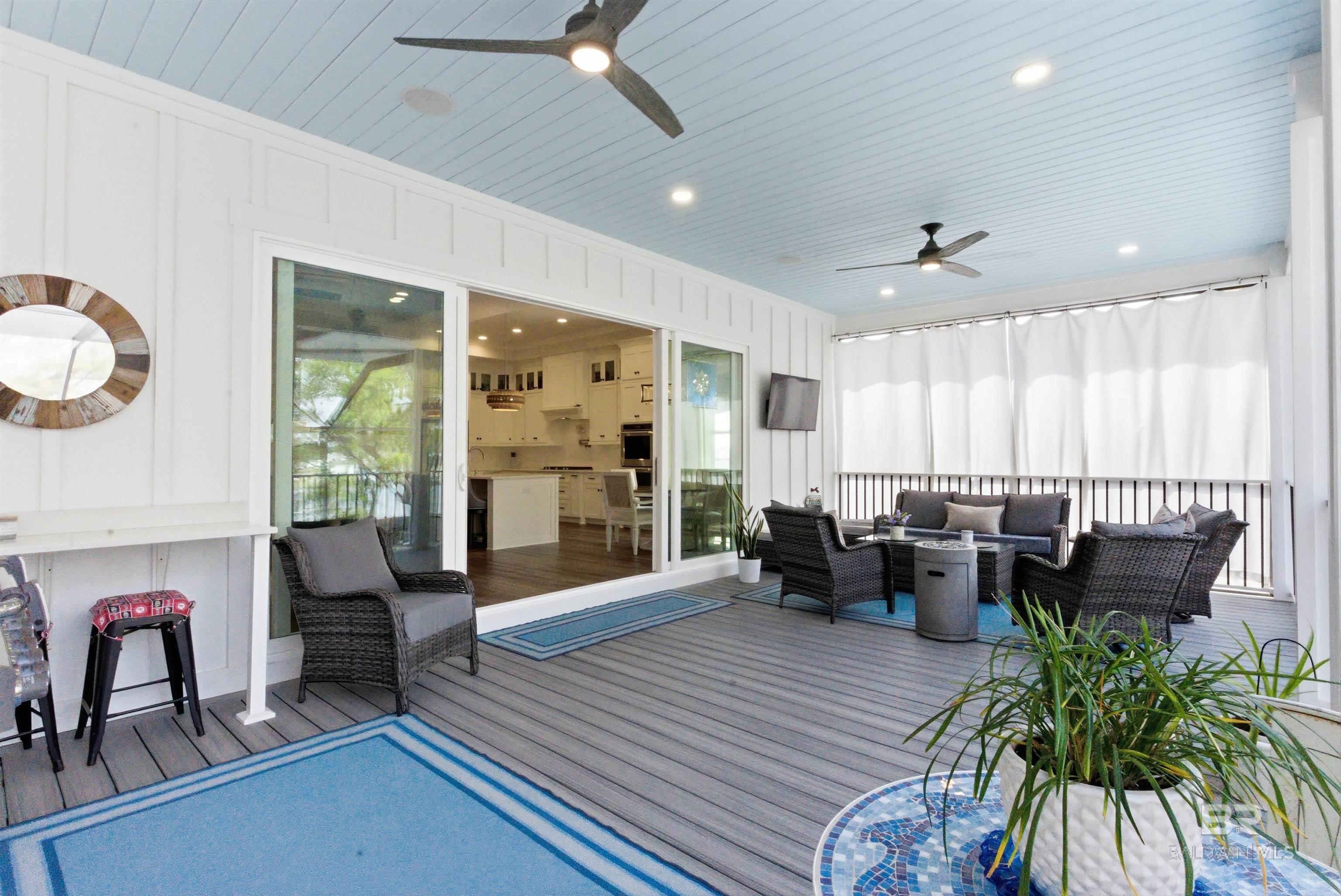 724 W Canal Drive, Gulf Shores, AL, 36542