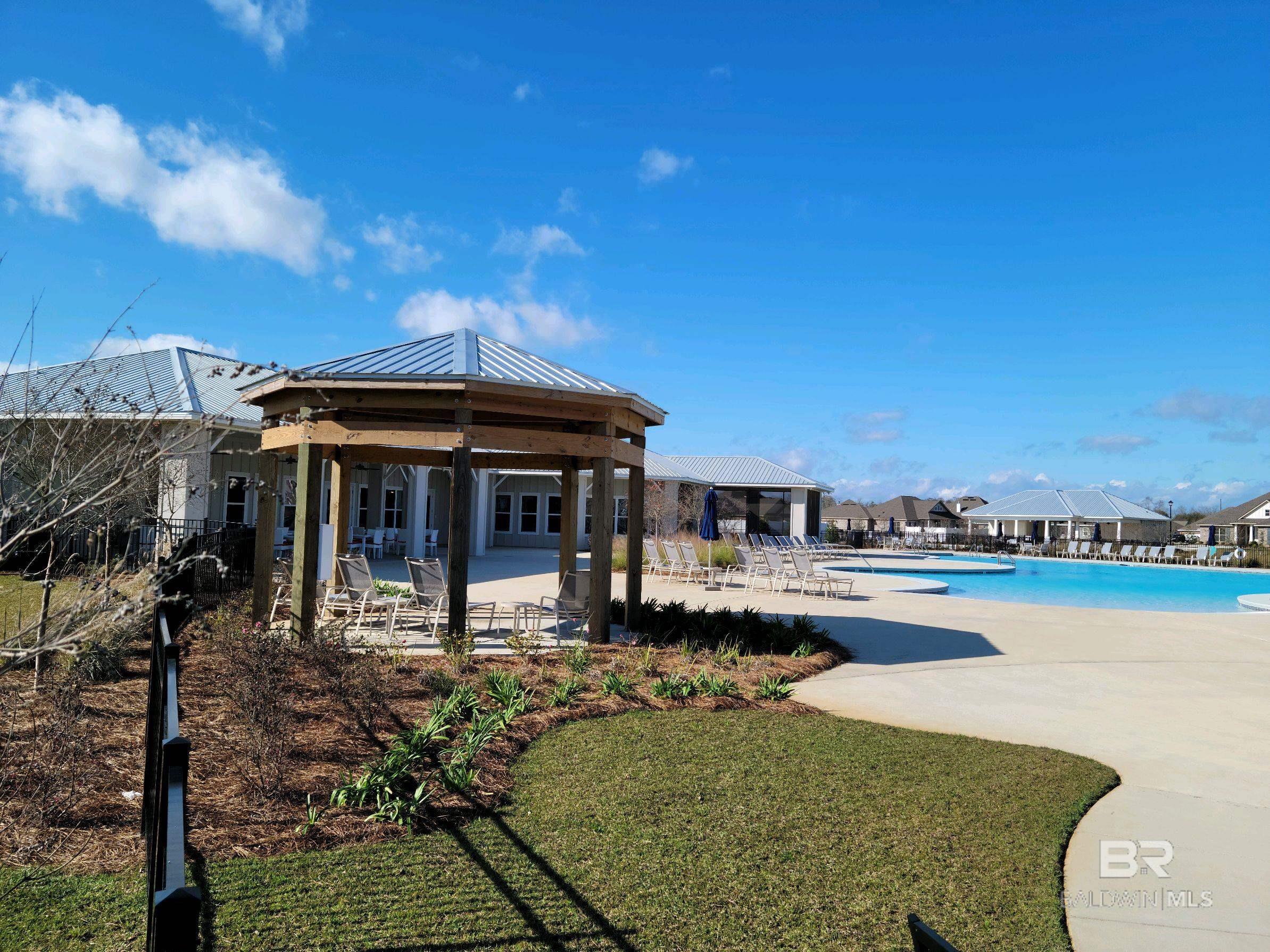 10703 Northern Dancer Court, Daphne, AL, 36526