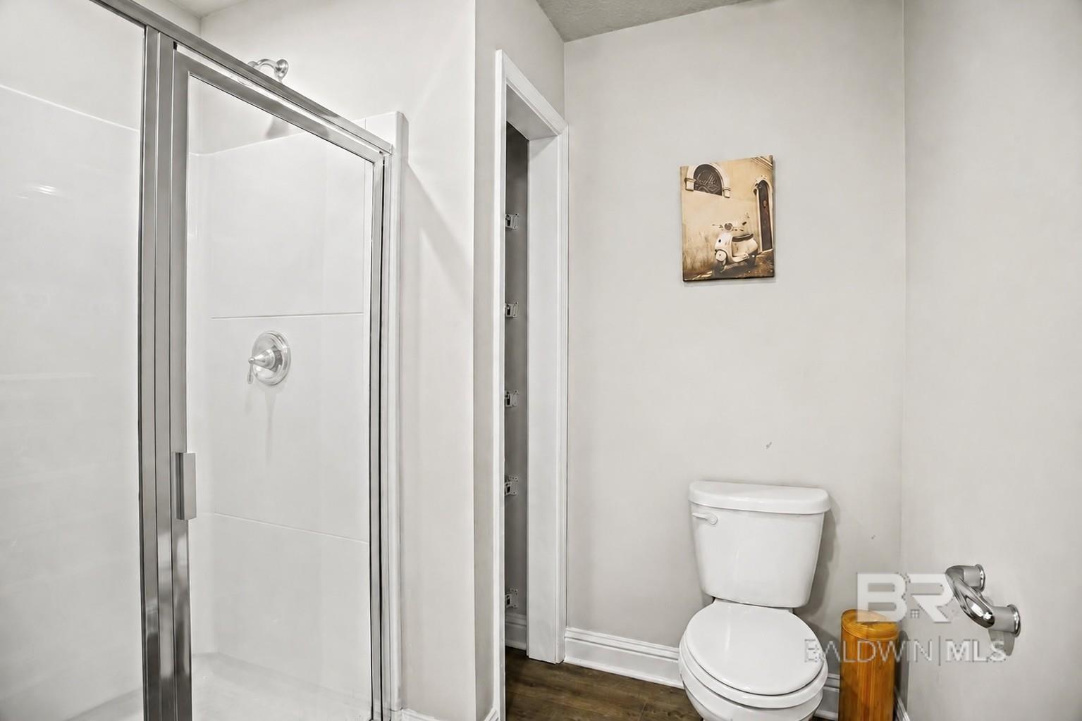 394234 | Photo 23
