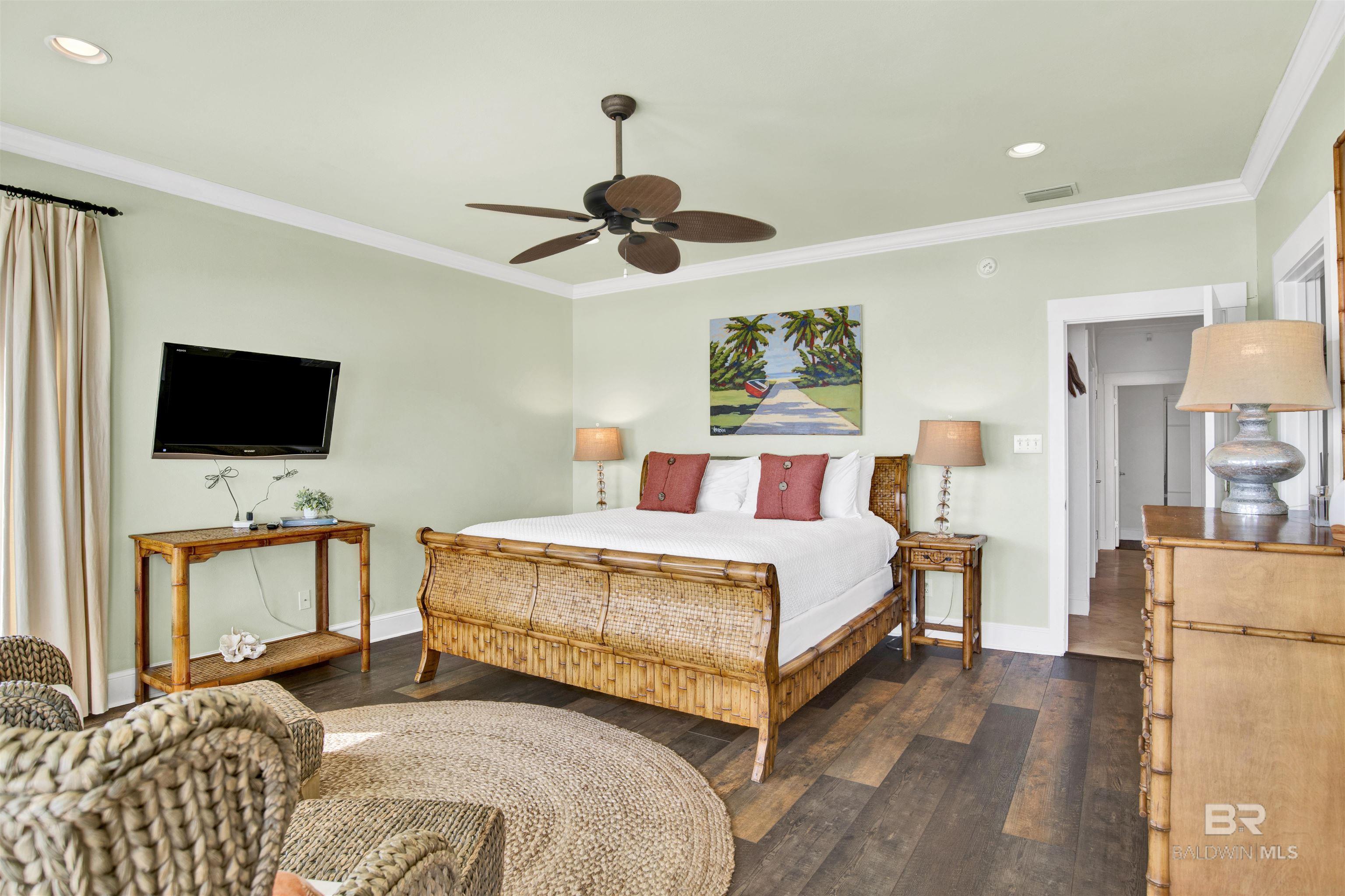 1535 W Beach Boulevard, Gulf Shores, AL, 36542