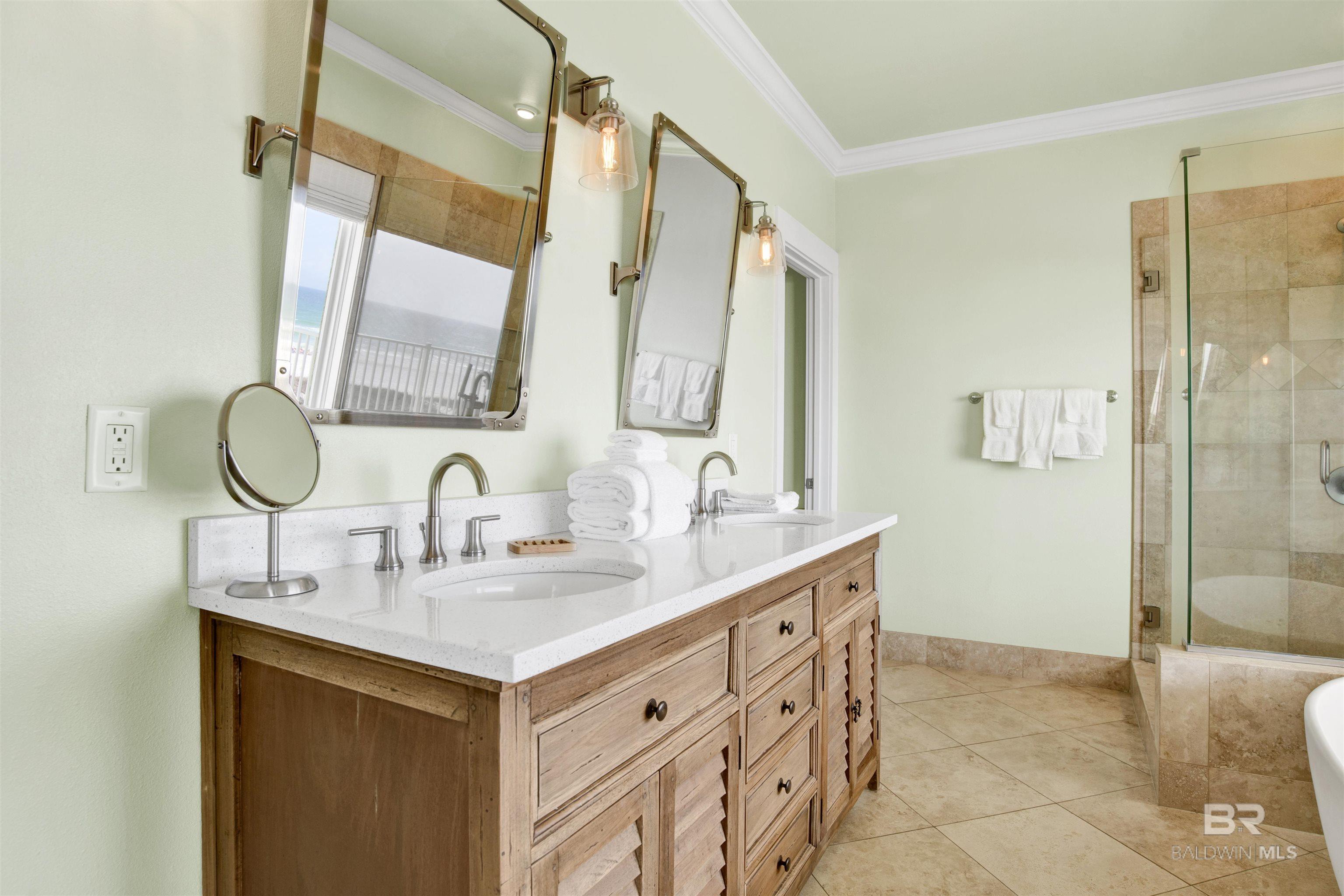 1535 W Beach Boulevard, Gulf Shores, AL, 36542