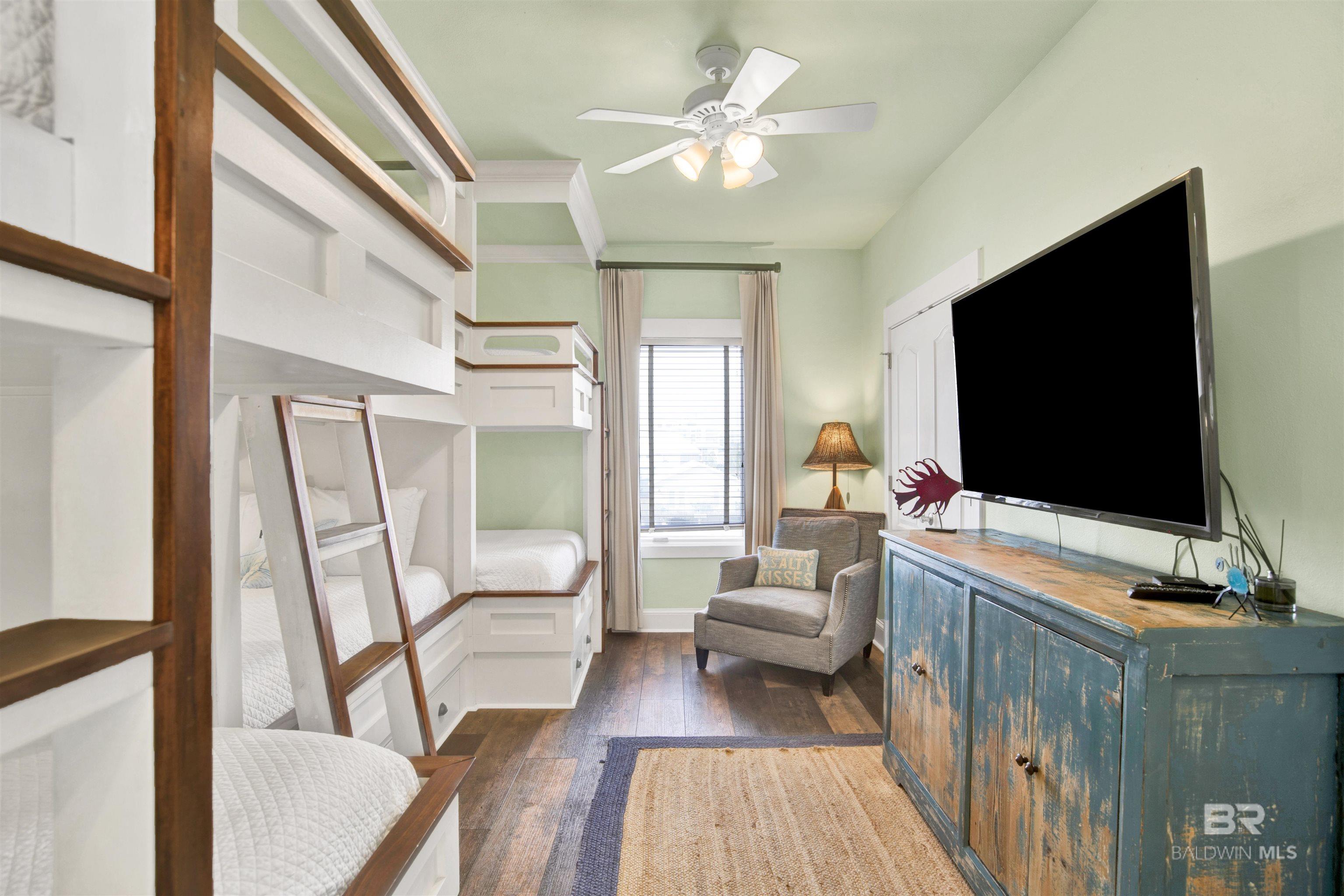 1535 W Beach Boulevard, Gulf Shores, AL, 36542