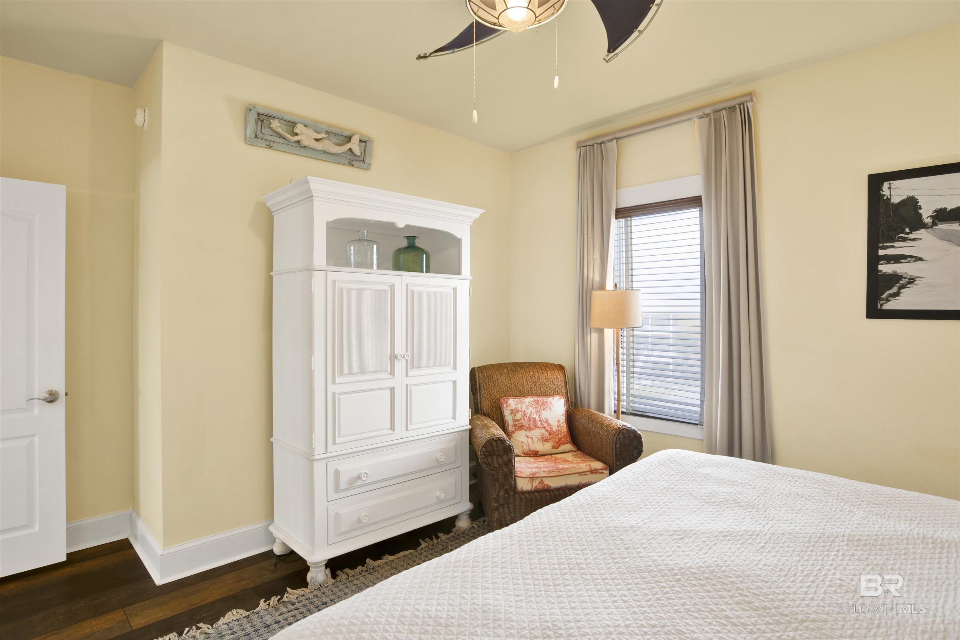 1535 W Beach Boulevard, Gulf Shores, AL, 36542