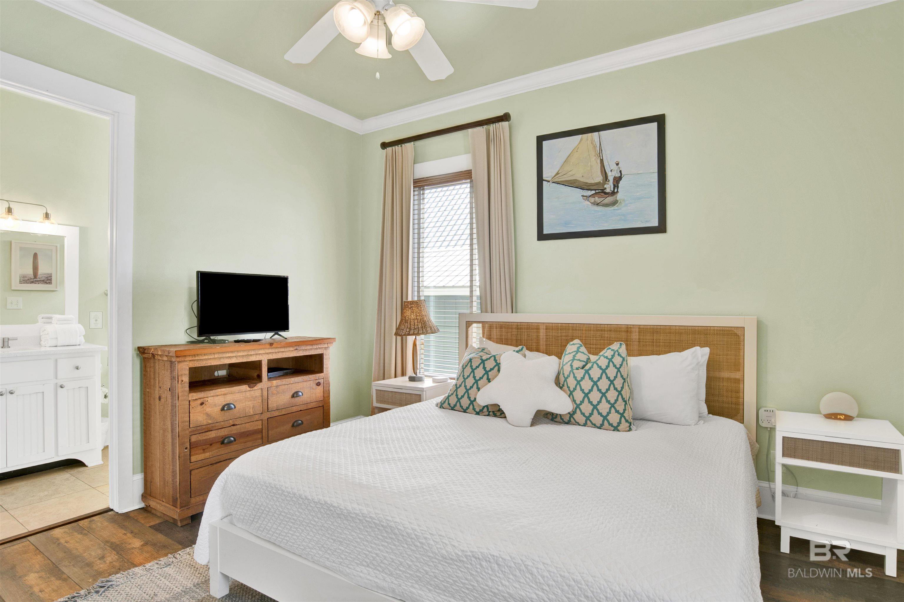 1535 W Beach Boulevard, Gulf Shores, AL, 36542