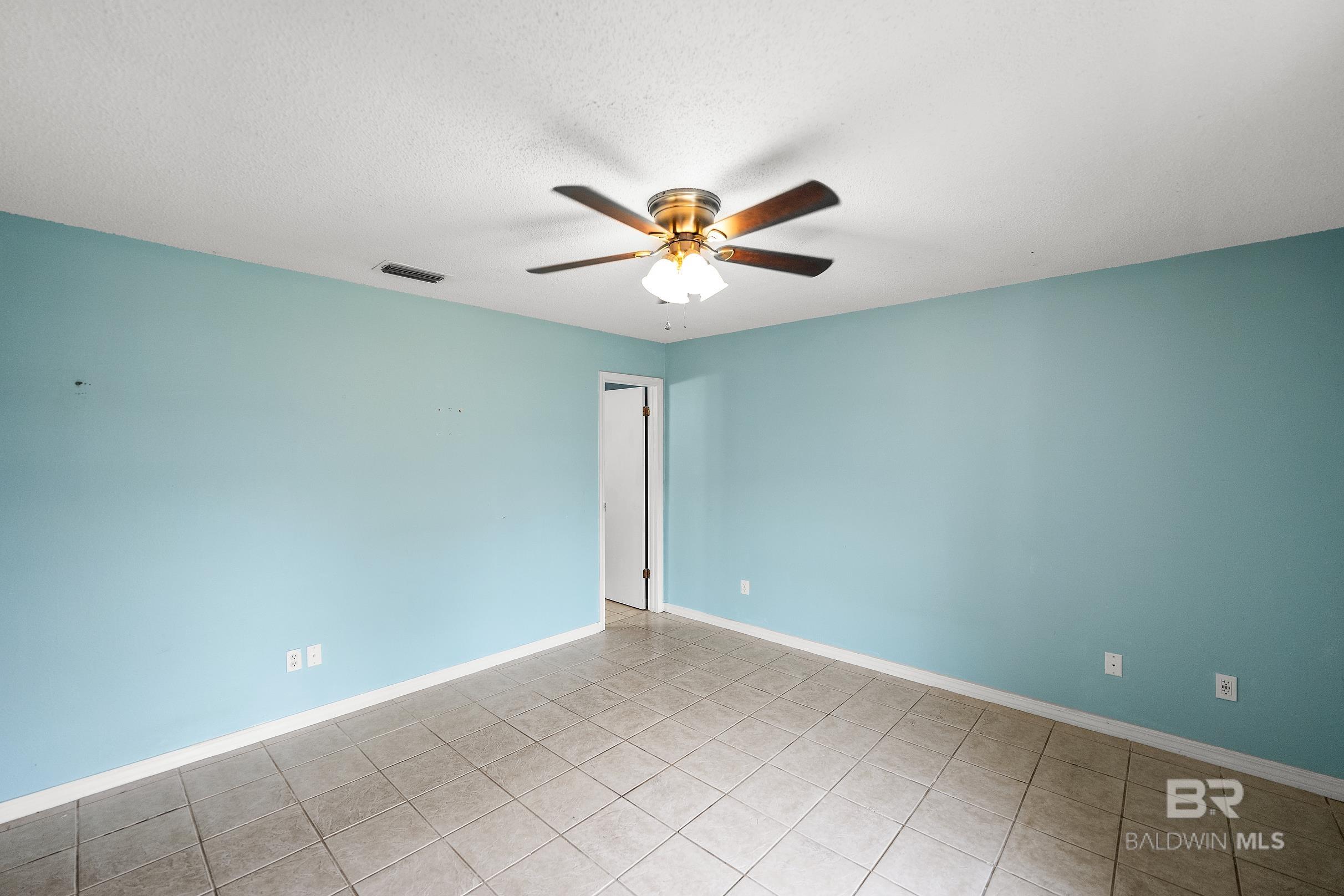 16204 W Pointer Drive, Foley, AL, 36535