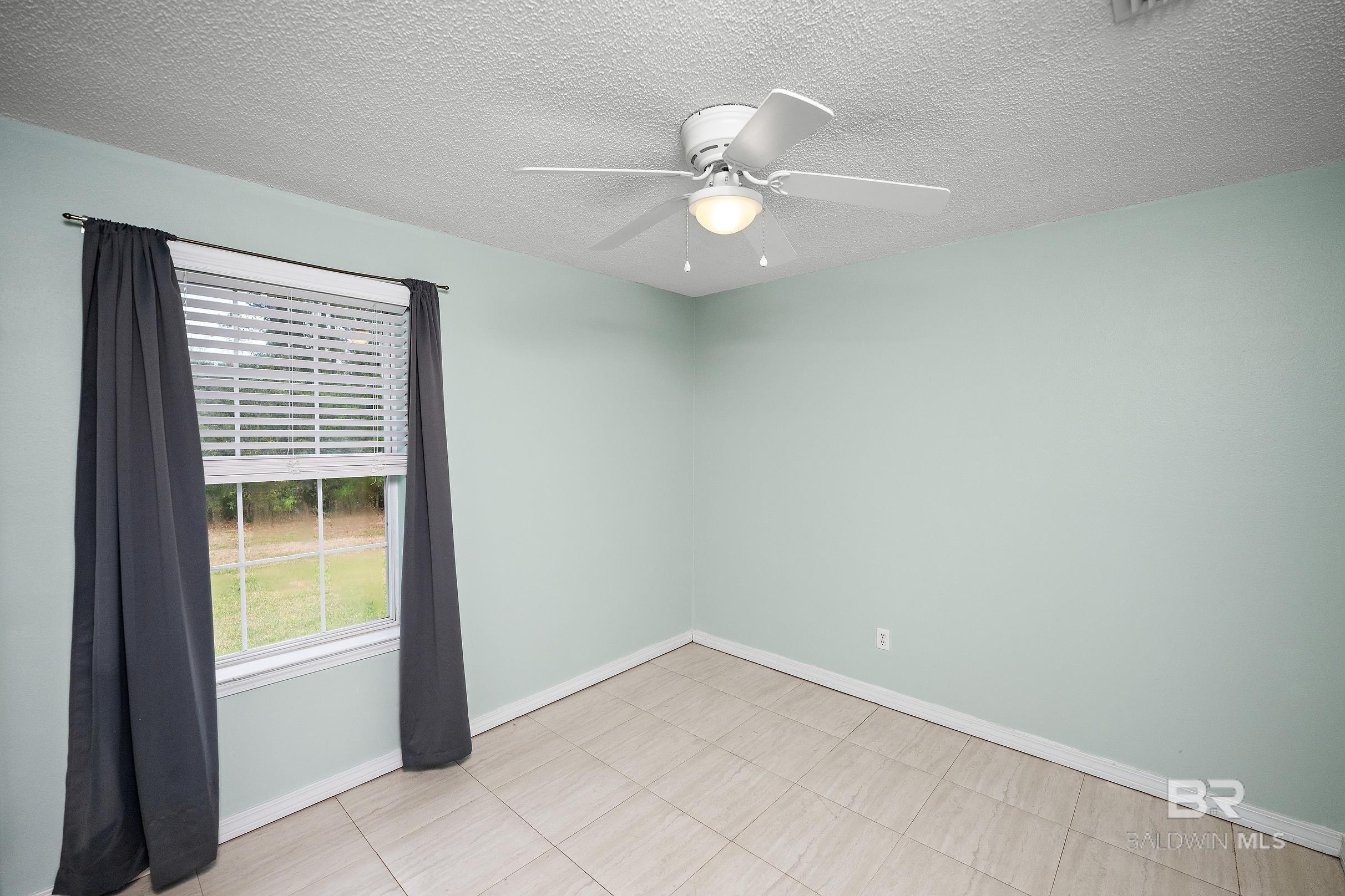 16204 W Pointer Drive, Foley, AL, 36535