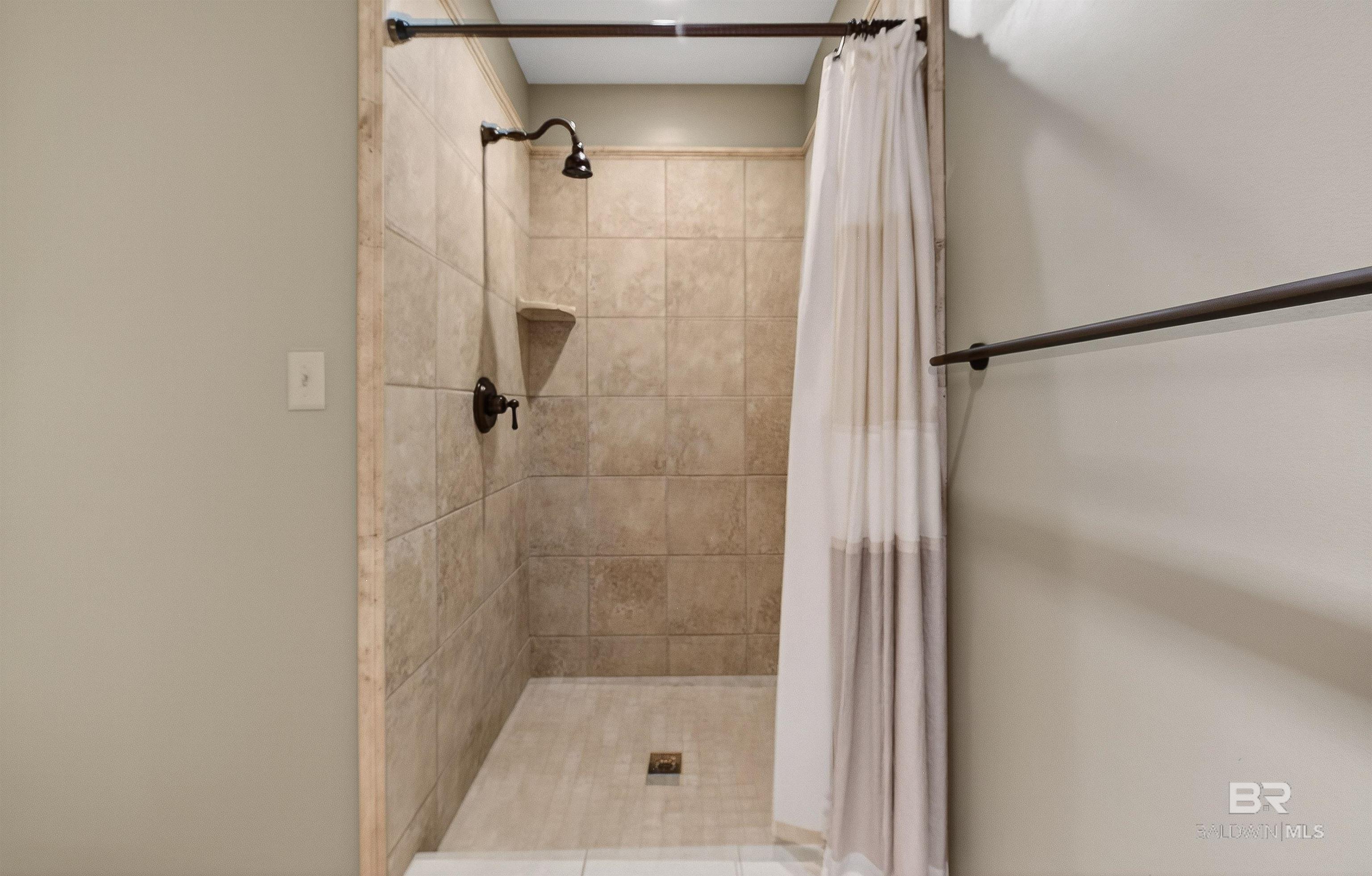 32461 Water View Drive UNIT 7D, Loxley, AL, 36551