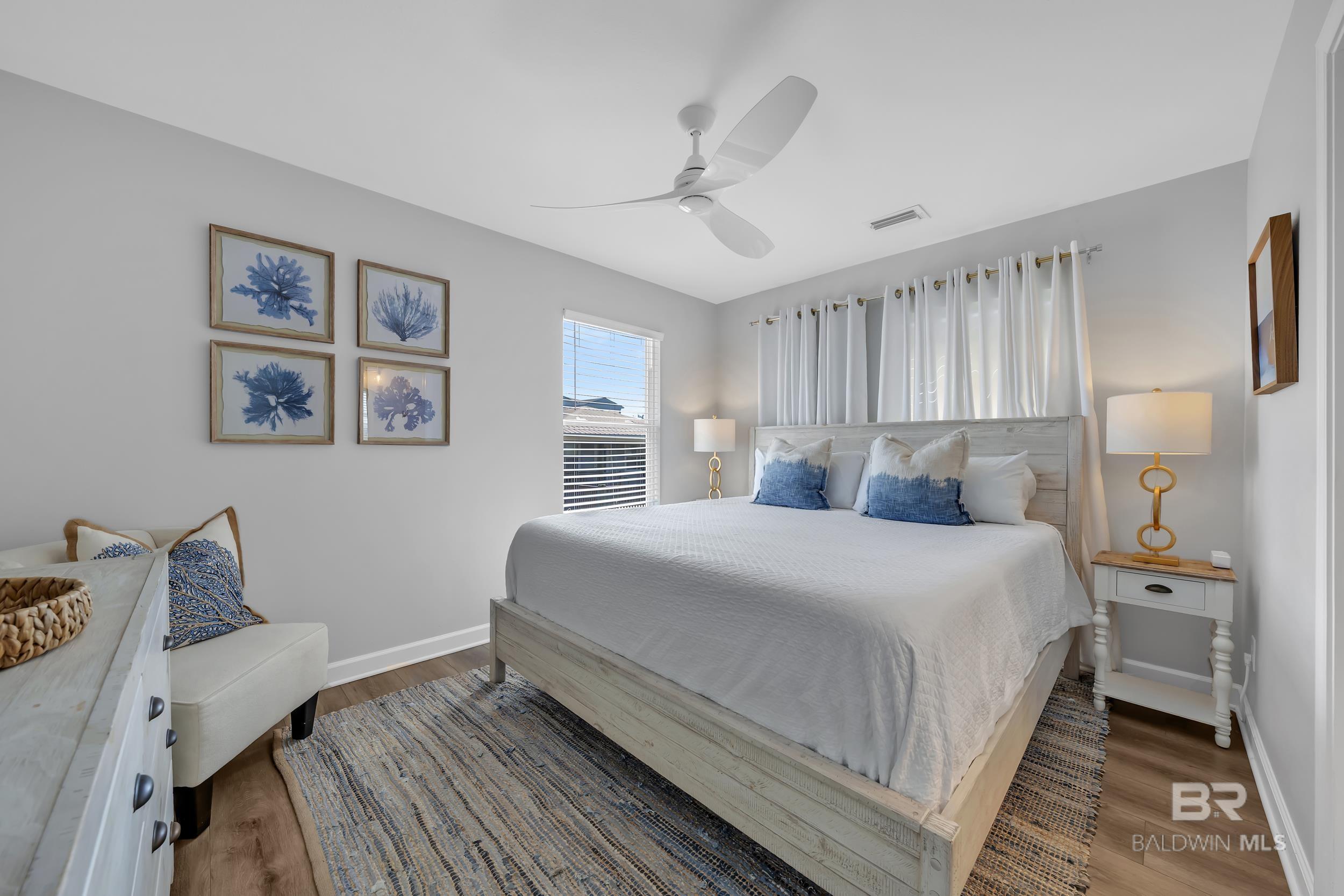 1284 W Lagoon Avenue, Gulf Shores, AL, 36542