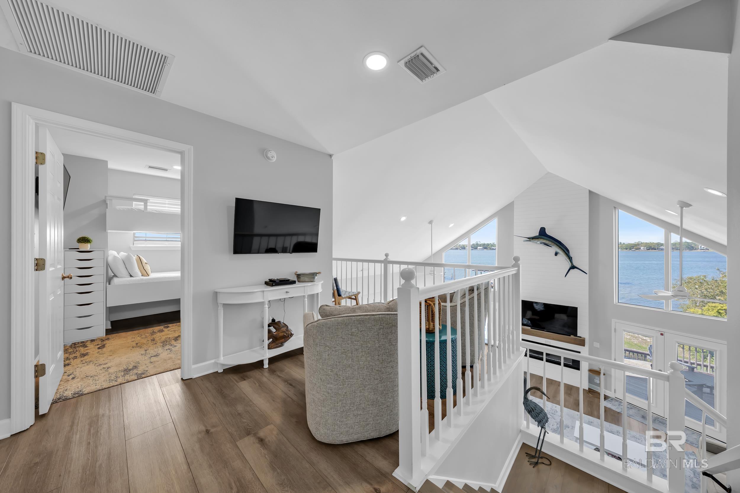 1284 W Lagoon Avenue, Gulf Shores, AL, 36542