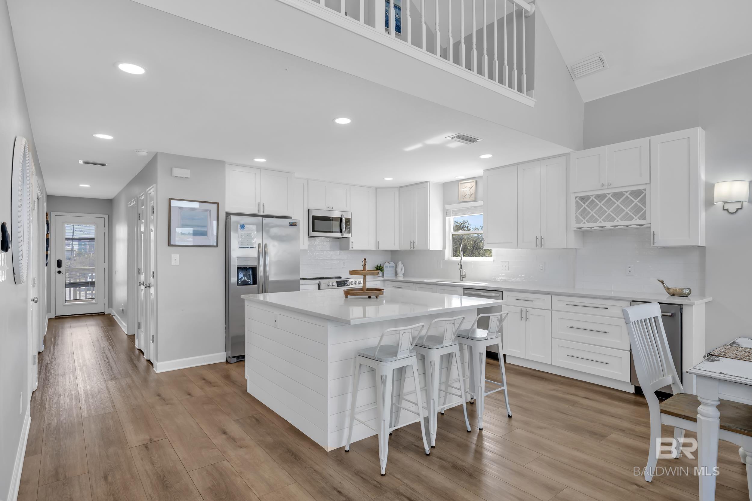 1284 W Lagoon Avenue, Gulf Shores, AL, 36542