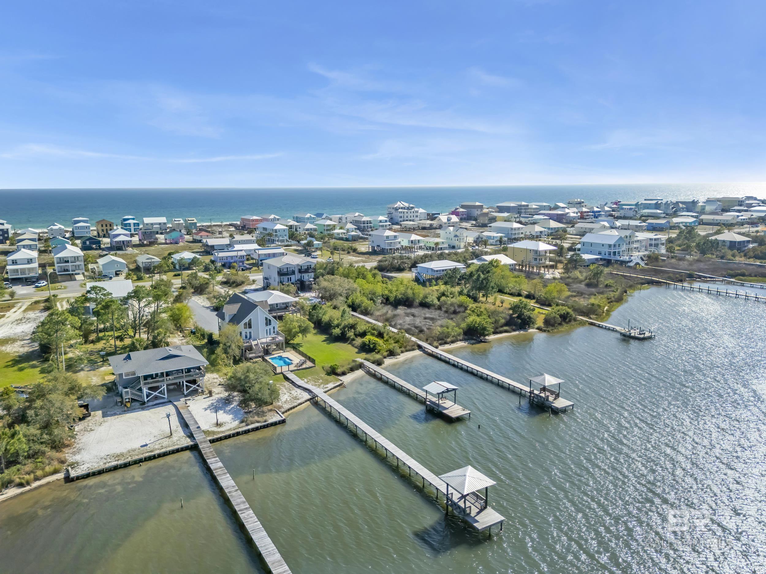1284 W Lagoon Avenue, Gulf Shores, AL, 36542