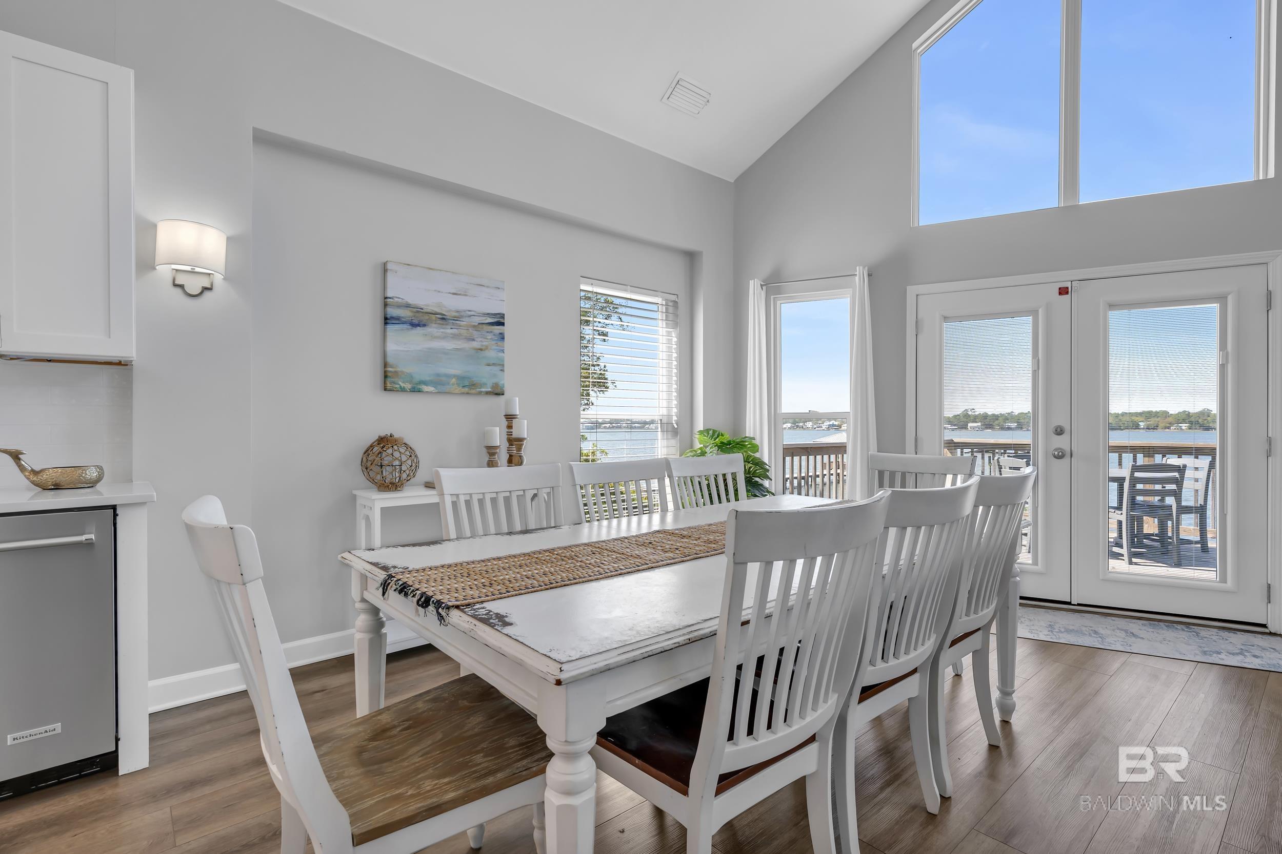 1284 W Lagoon Avenue, Gulf Shores, AL, 36542