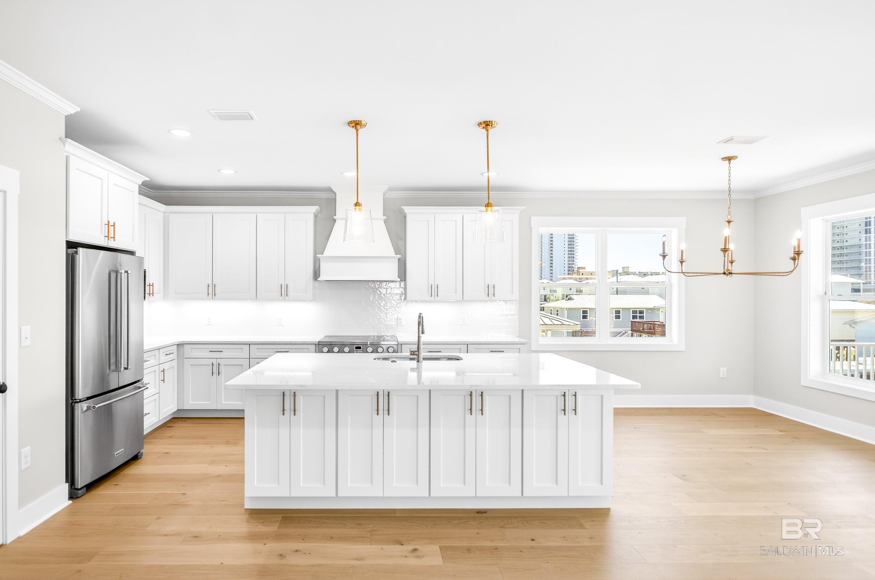 https://zimg.paragon.ice.com/ParagonImages/Property/PG/BCAR/394354/18/0/0/55f7fda2fdf7252c193ab2b5e67abe00/7/211af87bae93903a509553ea770180ed/394354-189f5e7f-af69-4a2e-9f5b-d5937ab0ea26.JPG