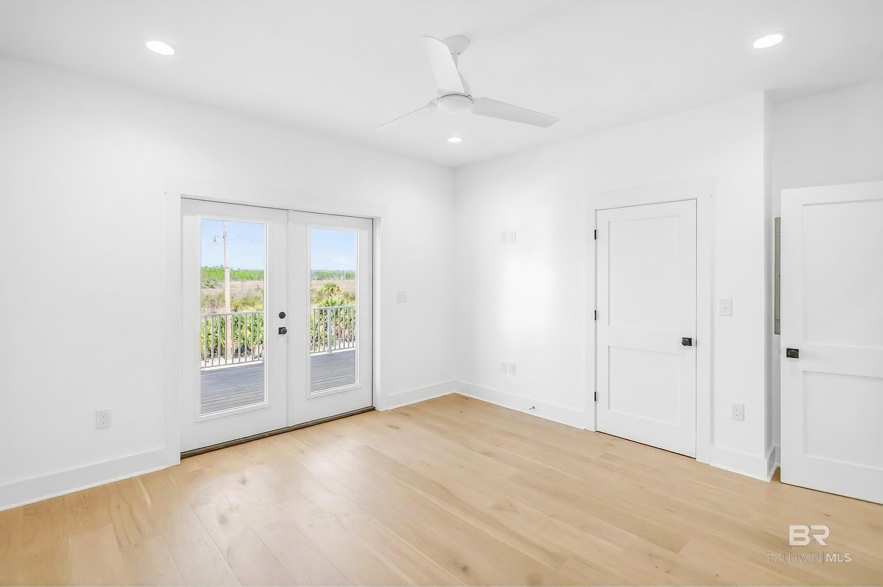 https://zimg.paragon.ice.com/ParagonImages/Property/PG/BCAR/394354/26/0/0/7e680f47f23a74eed5a7e10a17ac60a7/7/211af87bae93903a509553ea770180ed/394354-08eb323f-239a-4f5f-bdc3-10dc08121a66.JPG