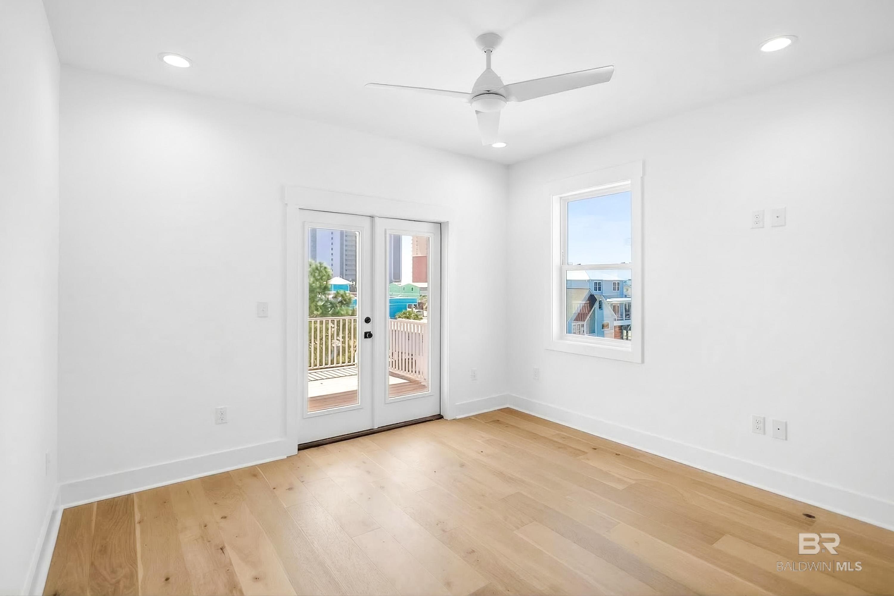 https://zimg.paragon.ice.com/ParagonImages/Property/PG/BCAR/394354/28/0/0/02724543d583abef30c7d6781c6576a1/7/211af87bae93903a509553ea770180ed/394354-21067eff-7644-48b3-b1f2-ec1c5b6bf649.JPG