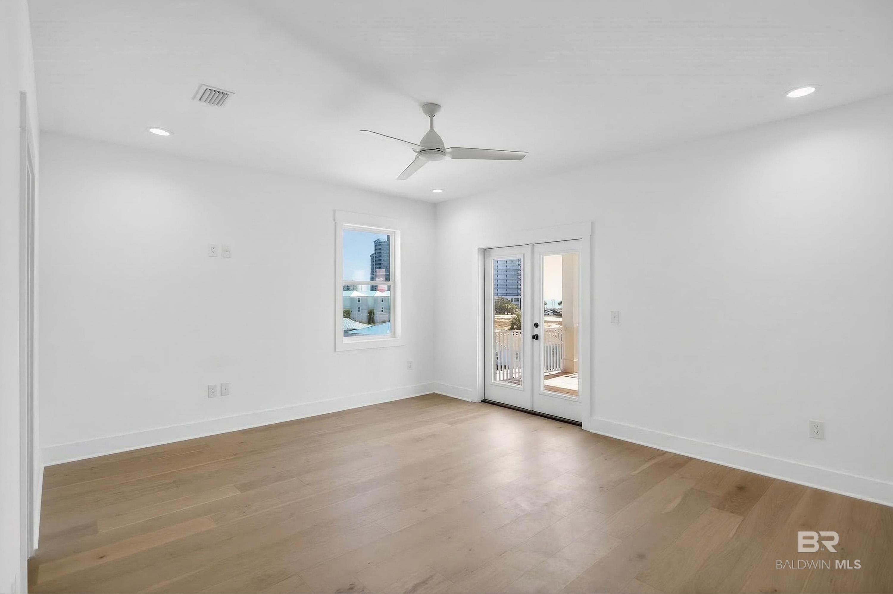 https://zimg.paragon.ice.com/ParagonImages/Property/PG/BCAR/394354/33/0/0/1245e0b19054ff97db6bde7b0bd190ca/7/211af87bae93903a509553ea770180ed/394354-c0d18a54-0dd7-4753-a71c-ba1053b49adc.JPG