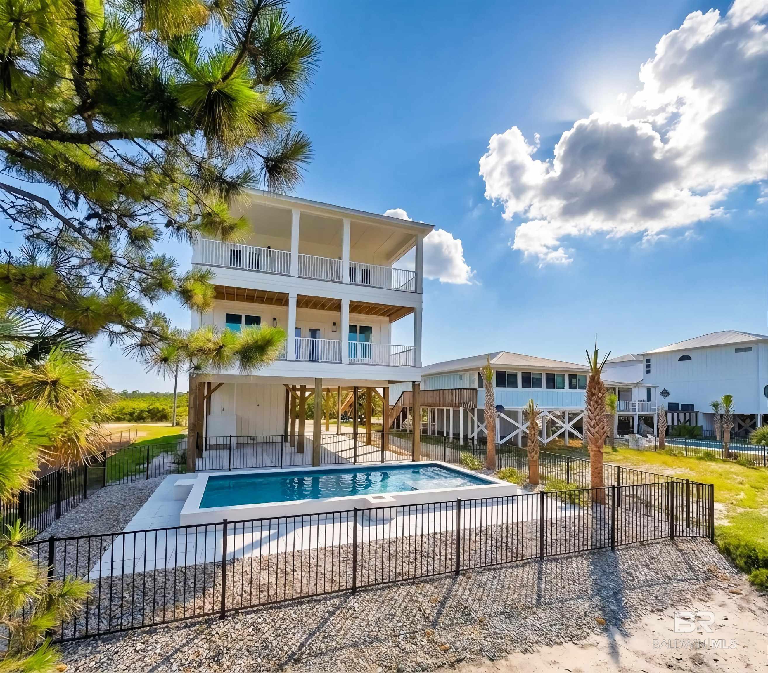 https://zimg.paragon.ice.com/ParagonImages/Property/PG/BCAR/394354/6/0/0/2e263147d19cb014aa5bd0f2c62209b1/7/211af87bae93903a509553ea770180ed/394354-db5c5f41-9051-46b1-9282-38b6cbee297c.JPG