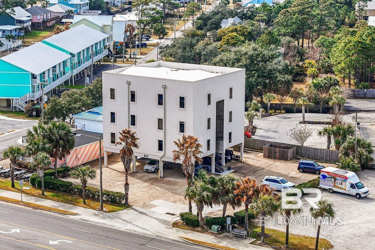 613 Gulf Shores Parkway, Gulf Shores, AL, 36542-3040