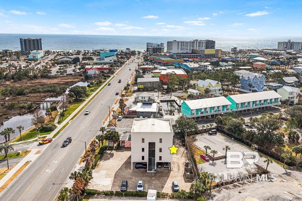 613 Gulf Shores Parkway, Gulf Shores, AL, 36542-3040