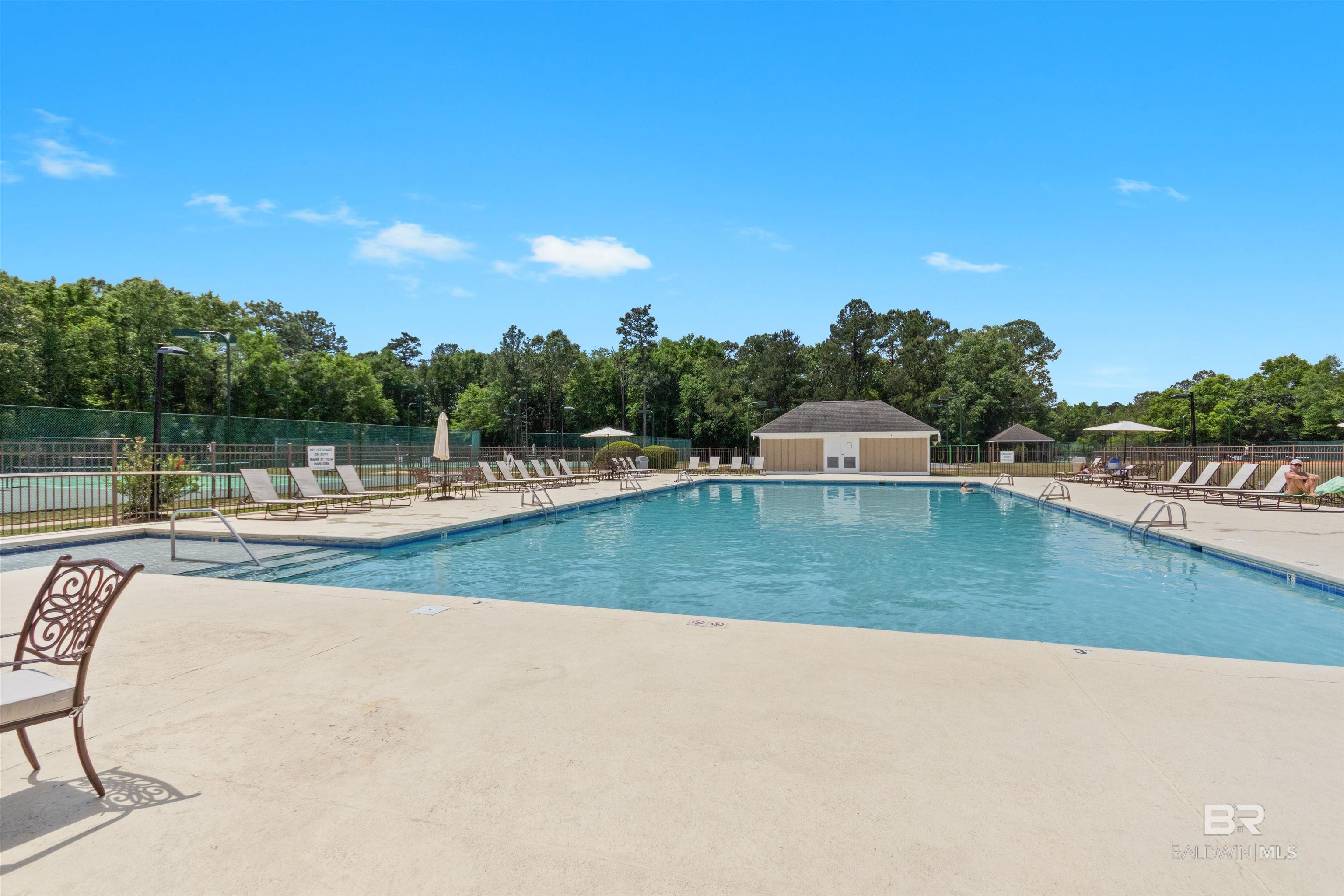 https://zimg.paragon.ice.com/ParagonImages/Property/PG/BCAR/394426/72/0/0/5bd1770dda45cdb0ff64a01d54fb04ca/7/5425c0b1d3361a361321ebb1f969ec66/394426-113853bf-4e04-4116-bbe5-2a6fd1efbb75.JPG