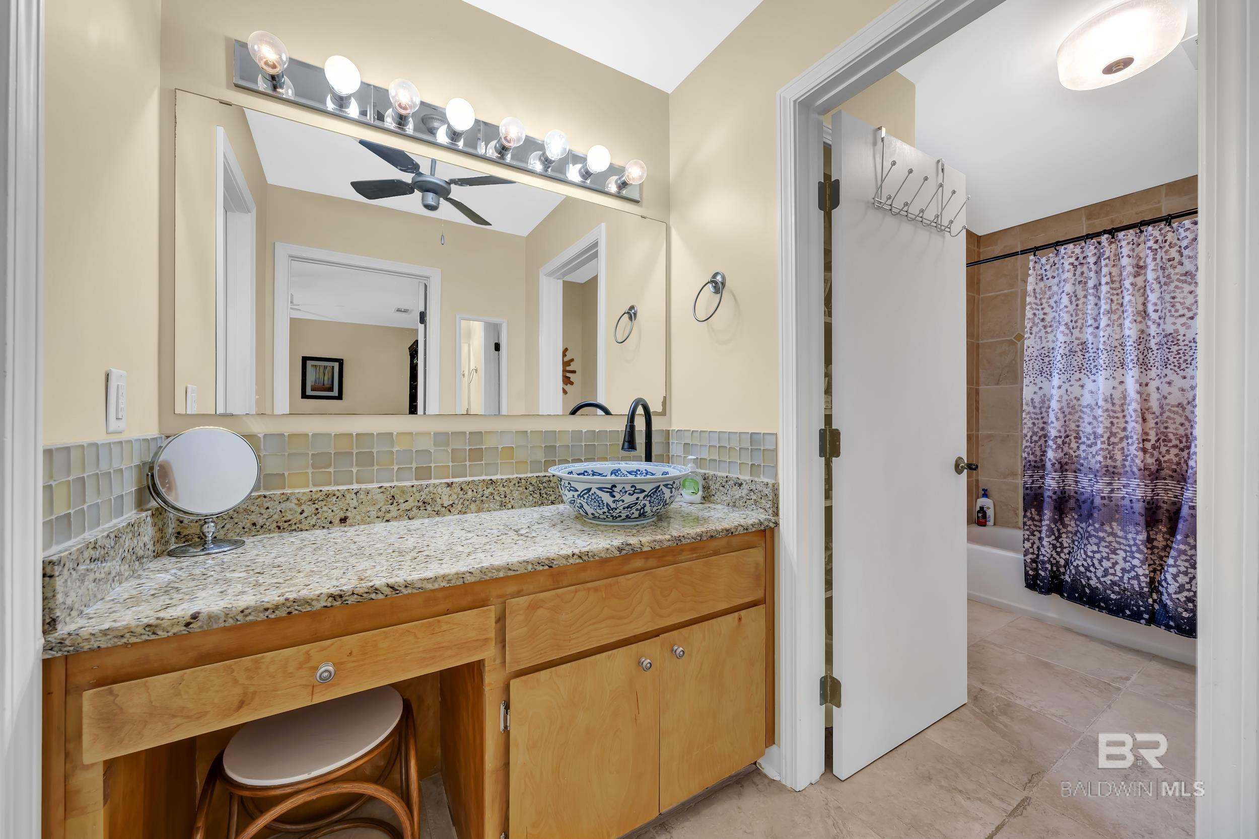 2760 Manuel Circle, Lillian, AL, 36549