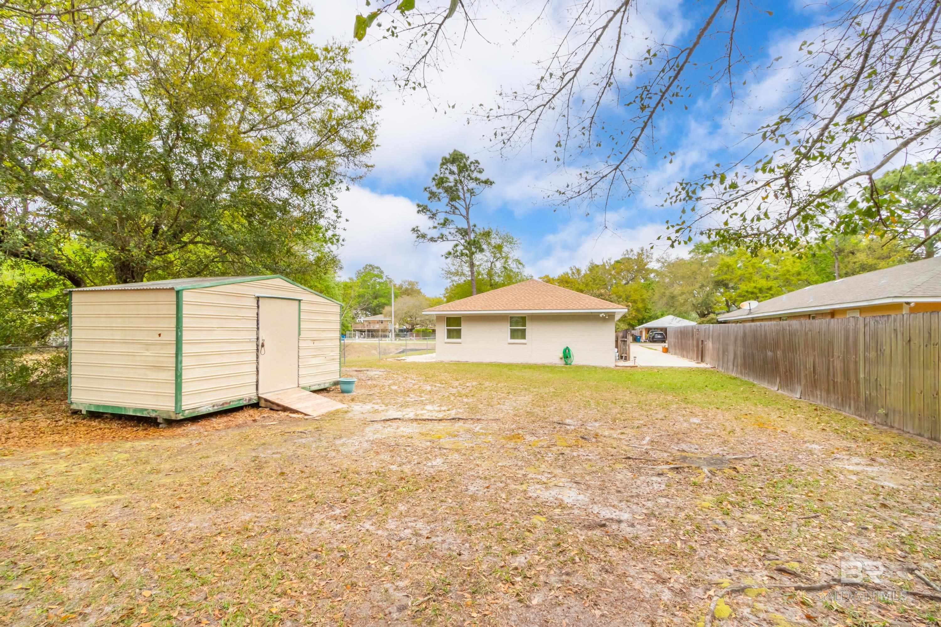 805 E 24th Avenue, Gulf Shores, AL, 36542