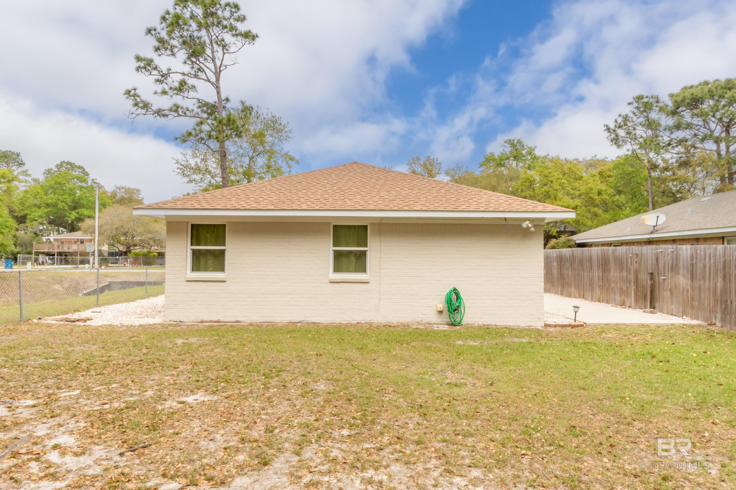 805 E 24th Avenue, Gulf Shores, AL, 36542