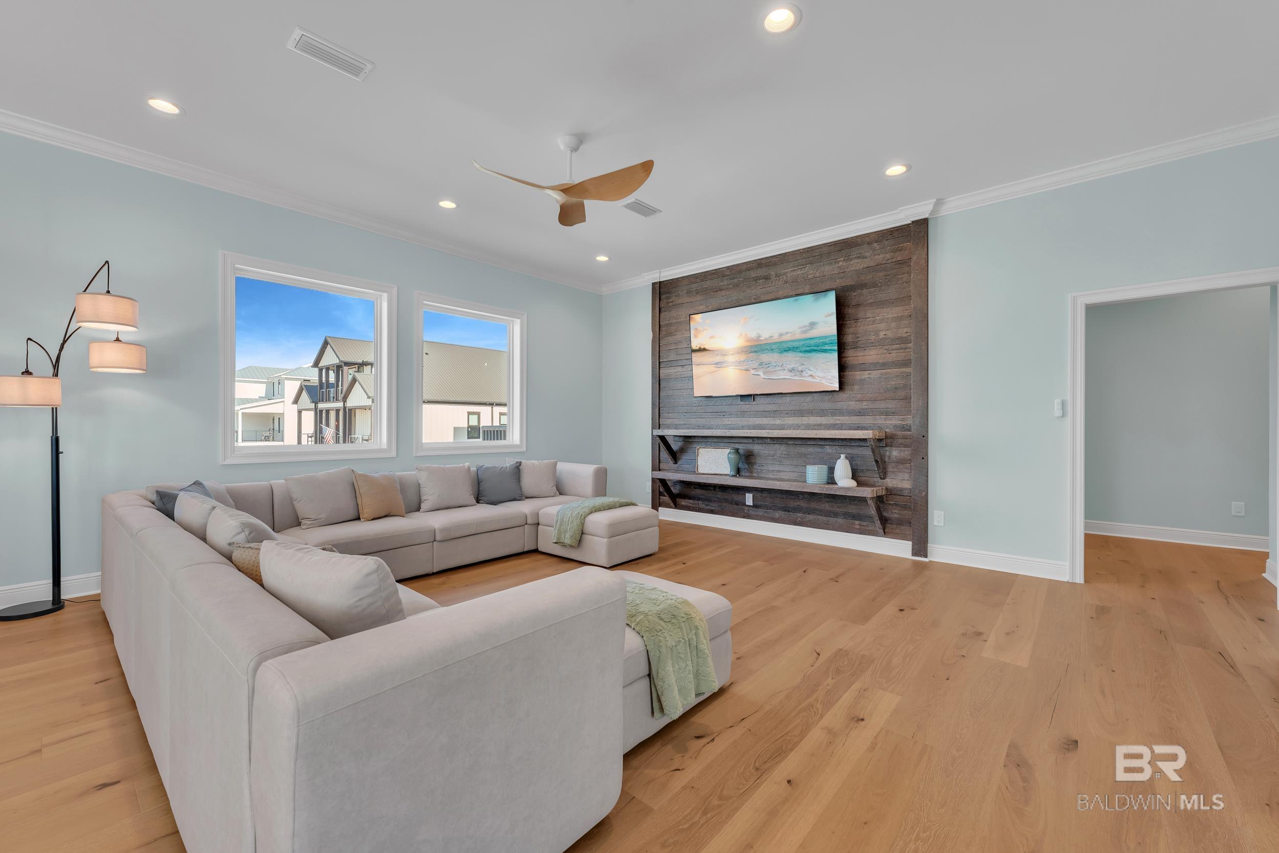 2270 W Beach Boulevard, Gulf Shores, AL, 36542