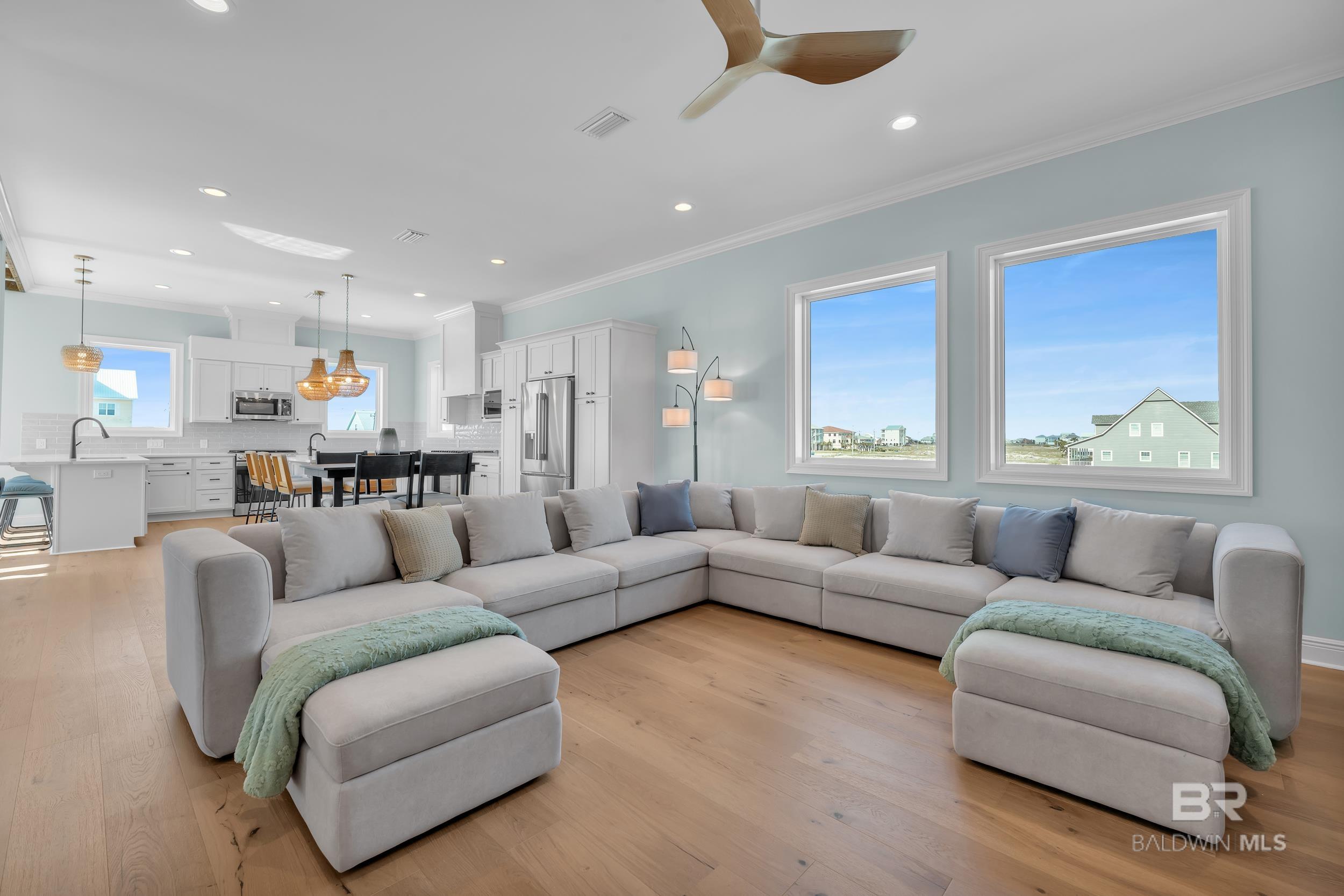 2270 W Beach Boulevard, Gulf Shores, AL, 36542