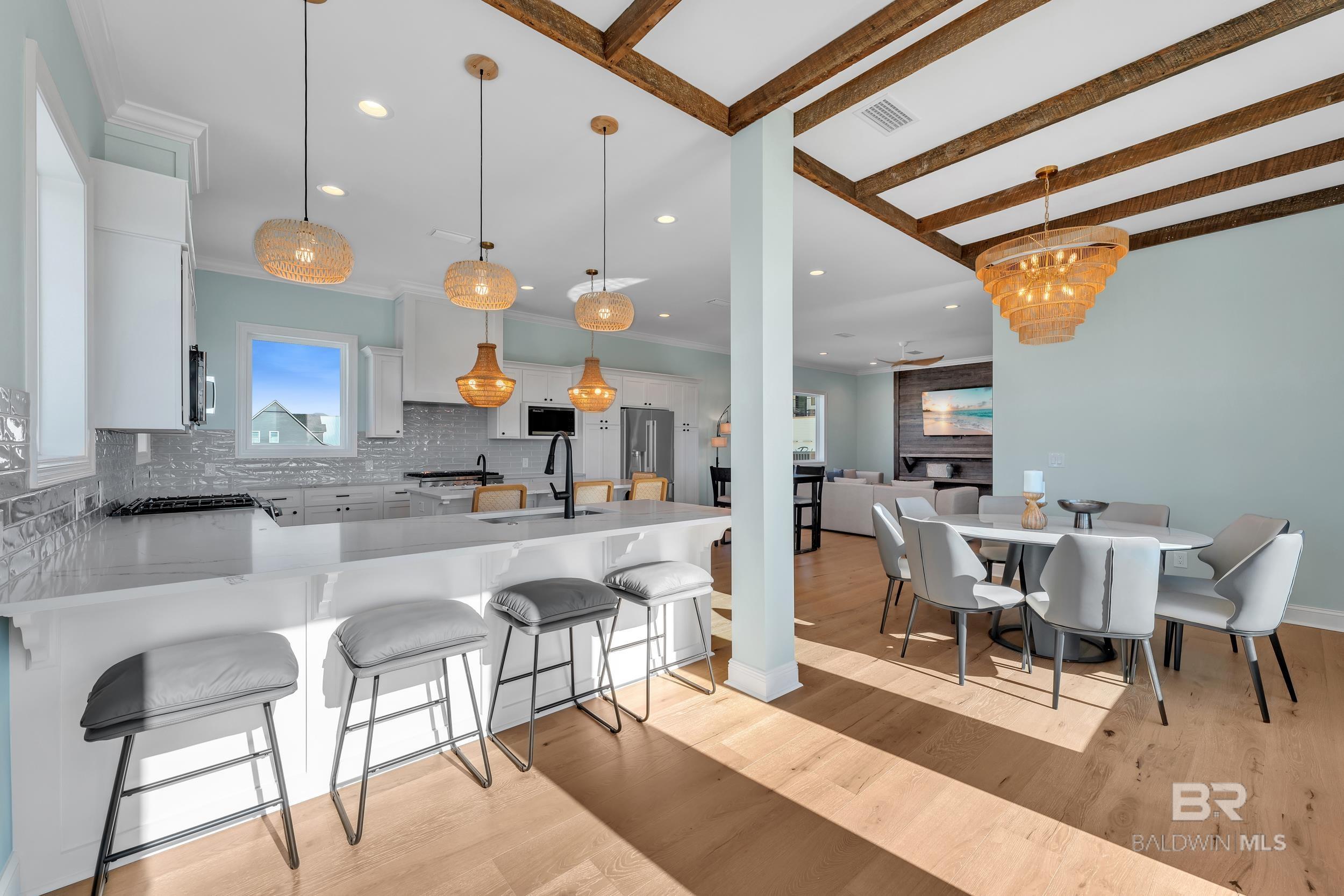 2270 W Beach Boulevard, Gulf Shores, AL, 36542