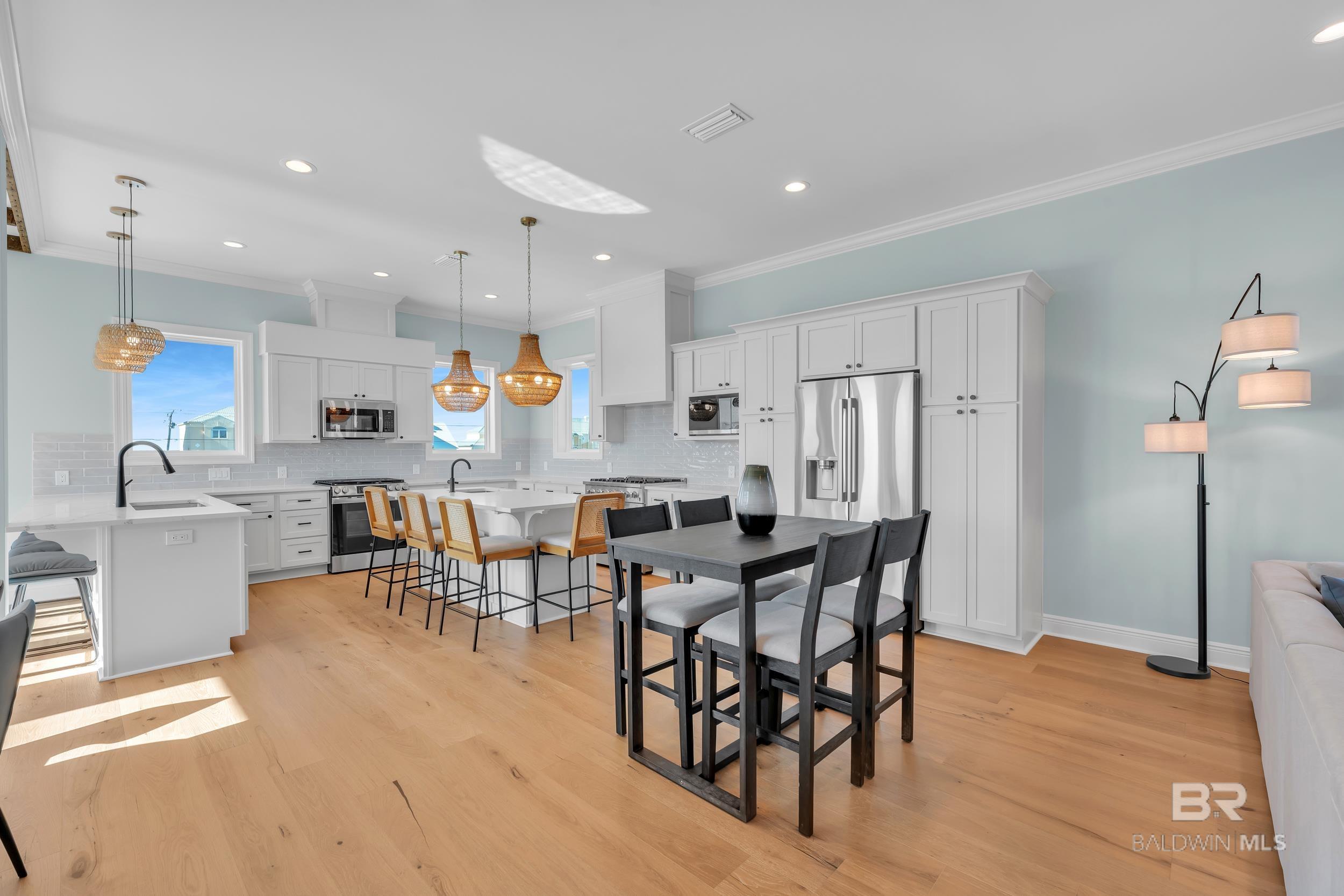 2270 W Beach Boulevard, Gulf Shores, AL, 36542