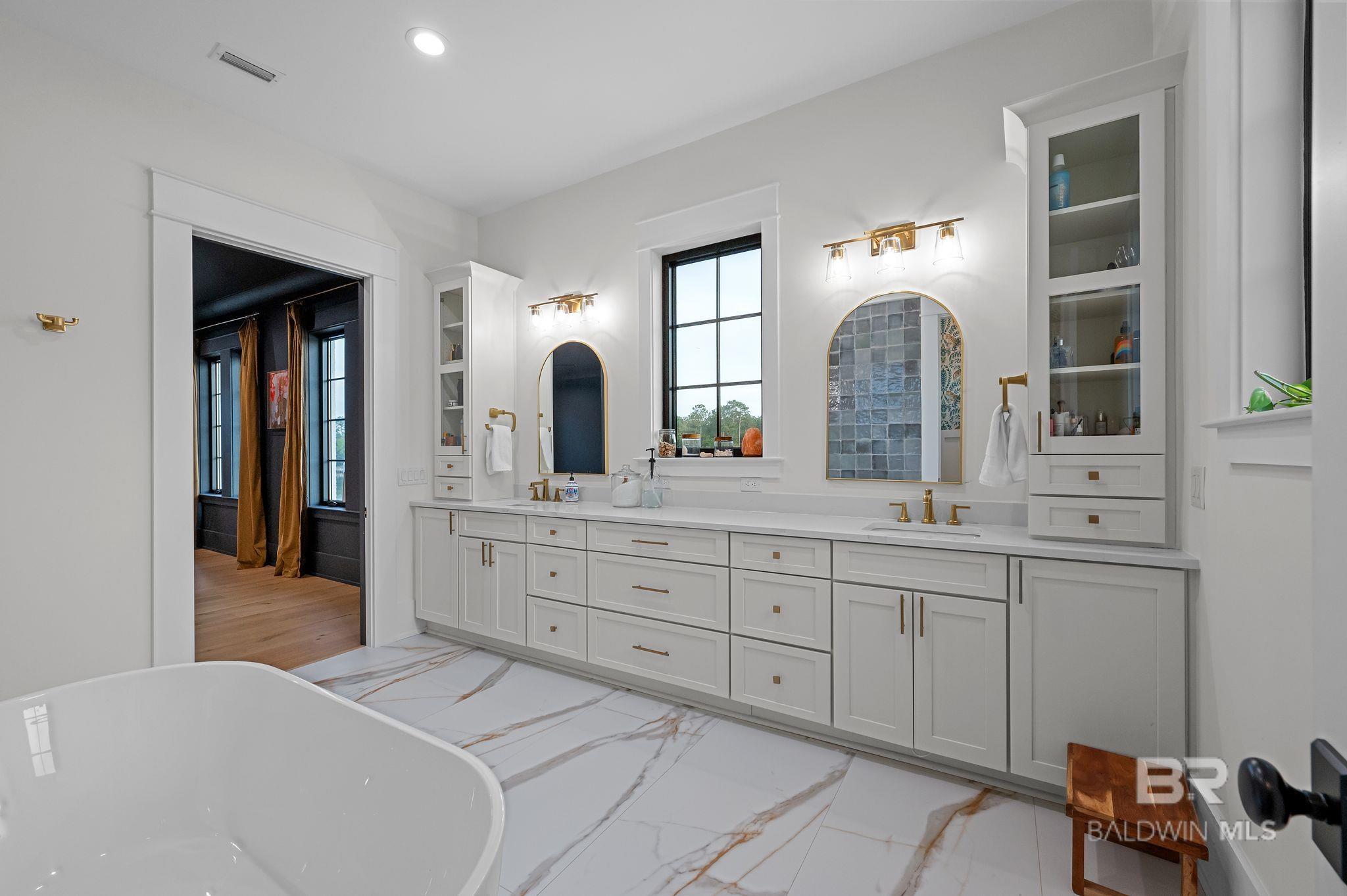 865 Inlet Circle, Gulf Shores, AL, 36542