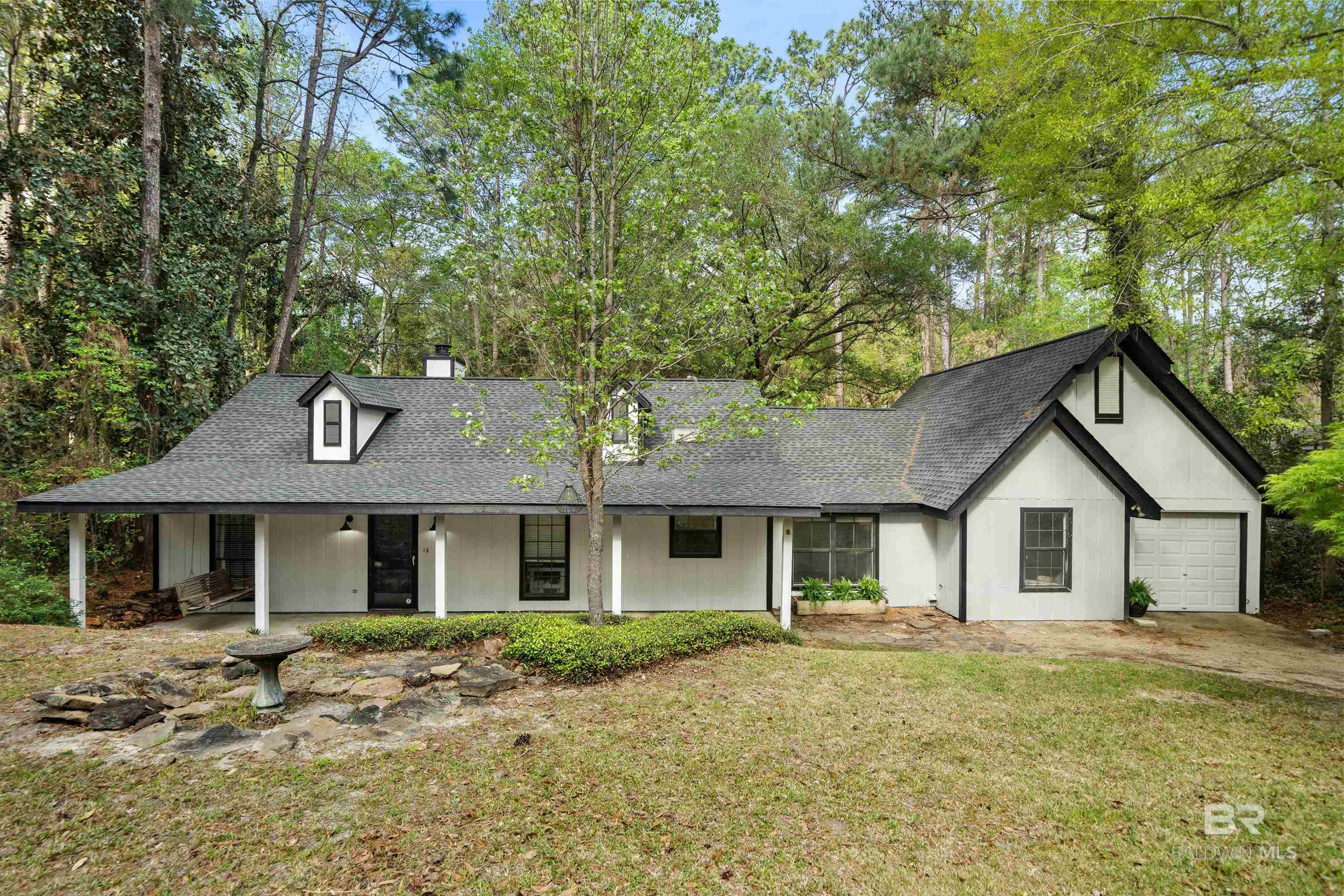 Daphne High School - Homes For Sale