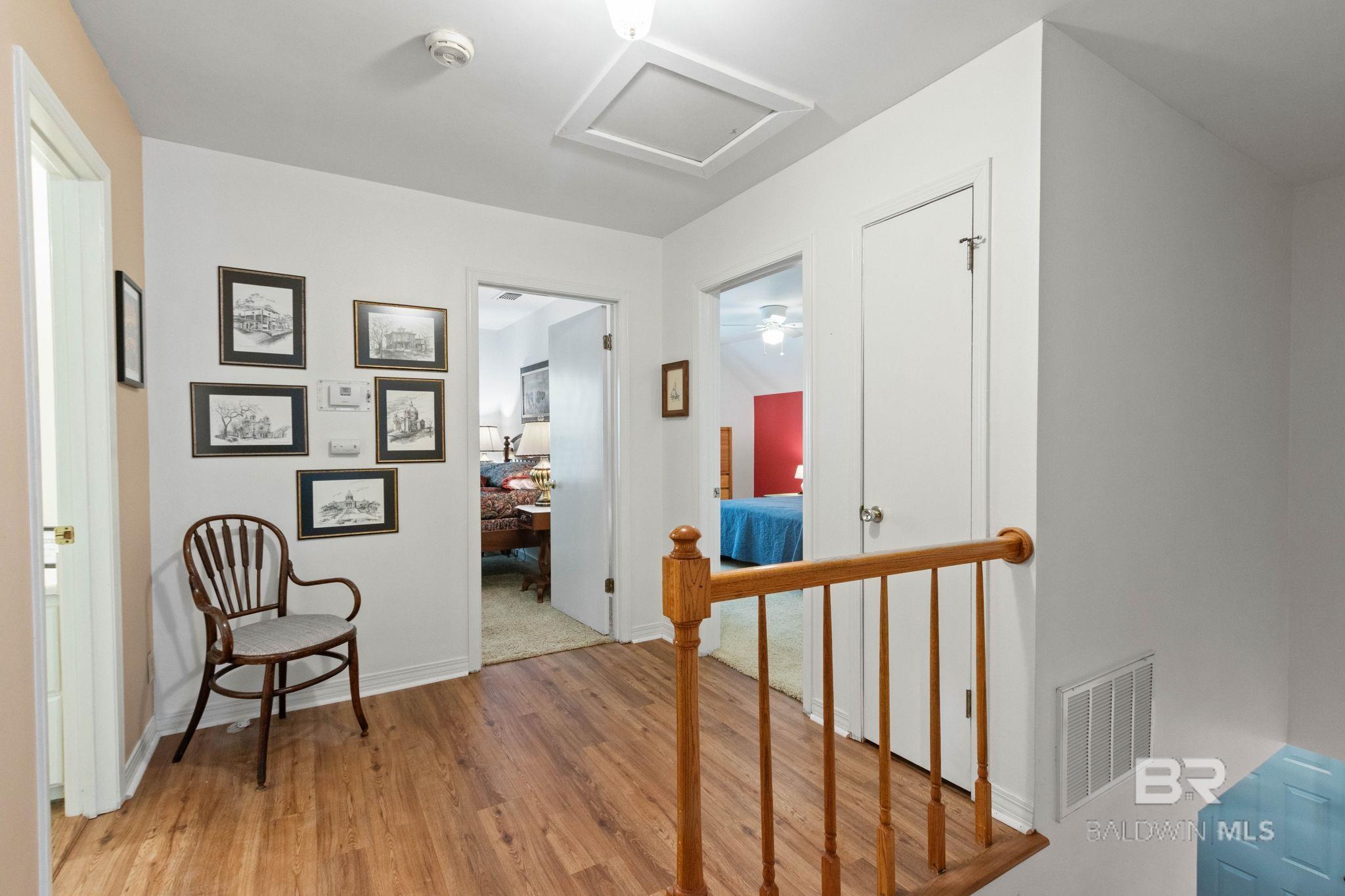 https://zimg.paragon.ice.com/ParagonImages/Property/PG/BCAR/394573/22/0/0/3a796df171794b243fde9b0bedb711b5/7/74b6991bd11b6990c949c9a1eb636847/394573-2b161b39-a607-41cd-8f34-f2ce947bbee1.JPG