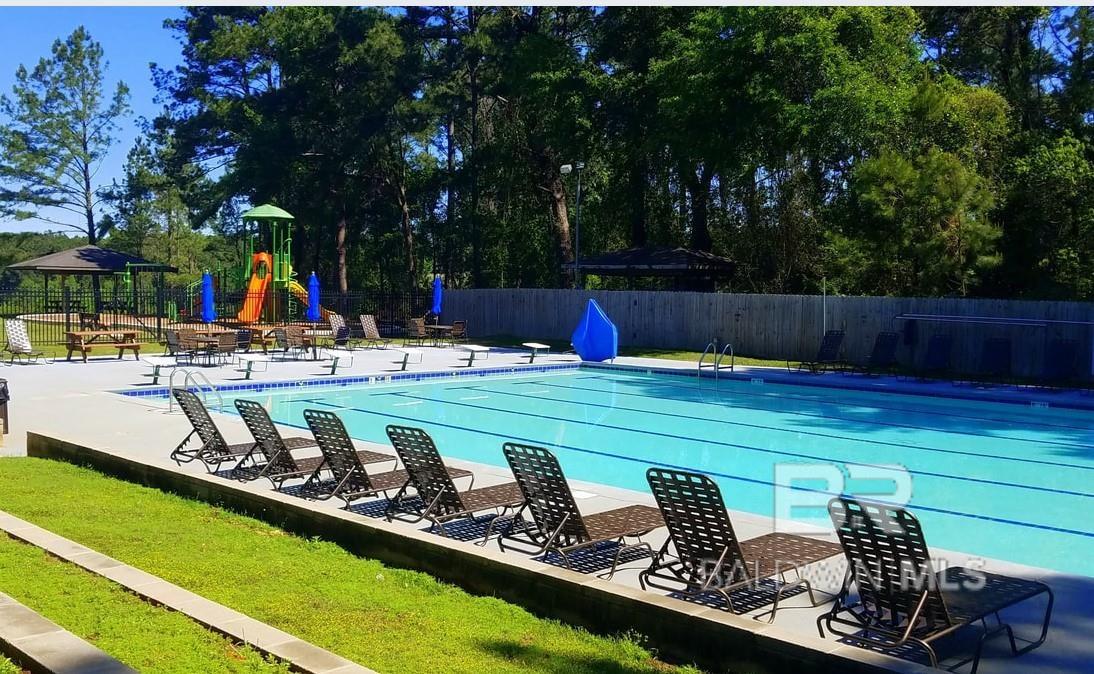 679 Ridgewood Drive, Daphne, AL, 36526