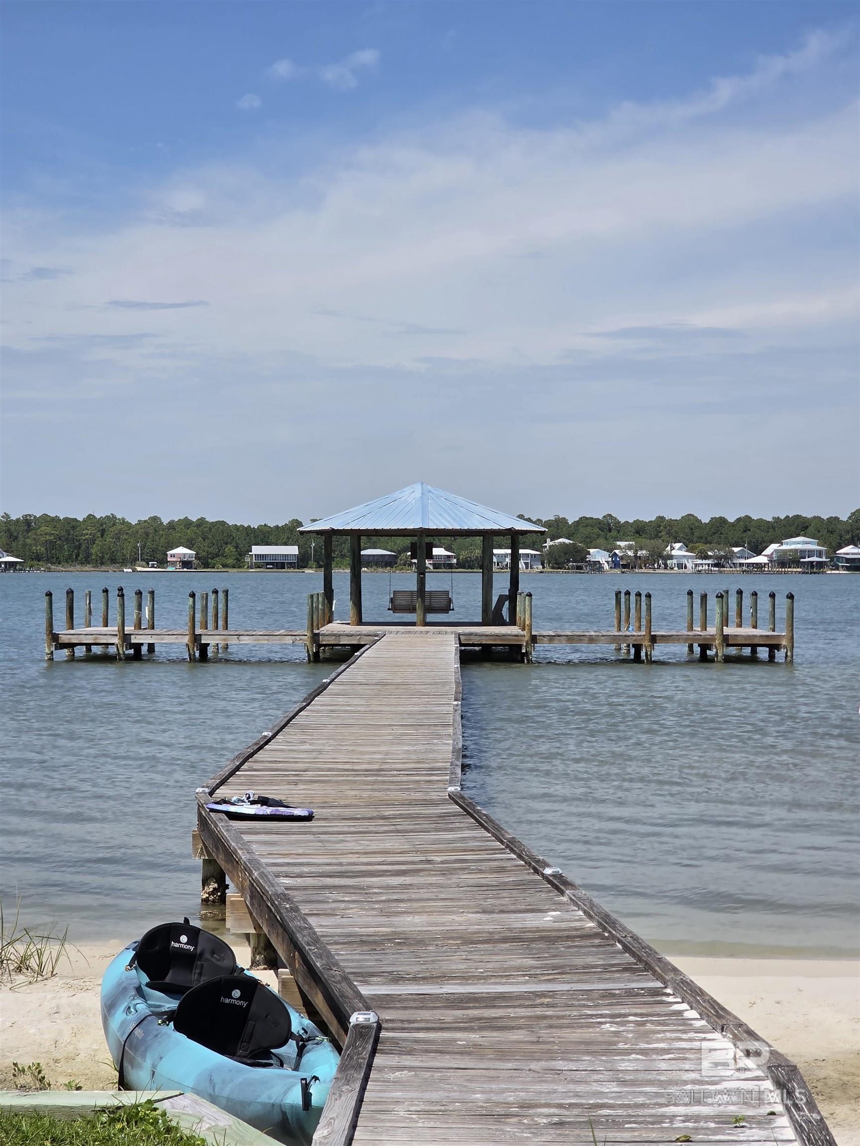 394599 | Photo 38