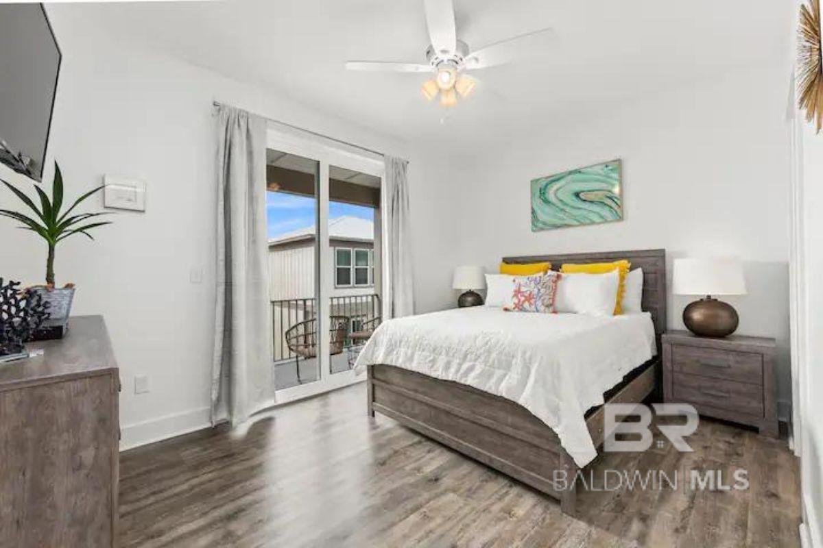 1932 W Beach Boulevard UNIT M, Gulf Shores, AL, 36542