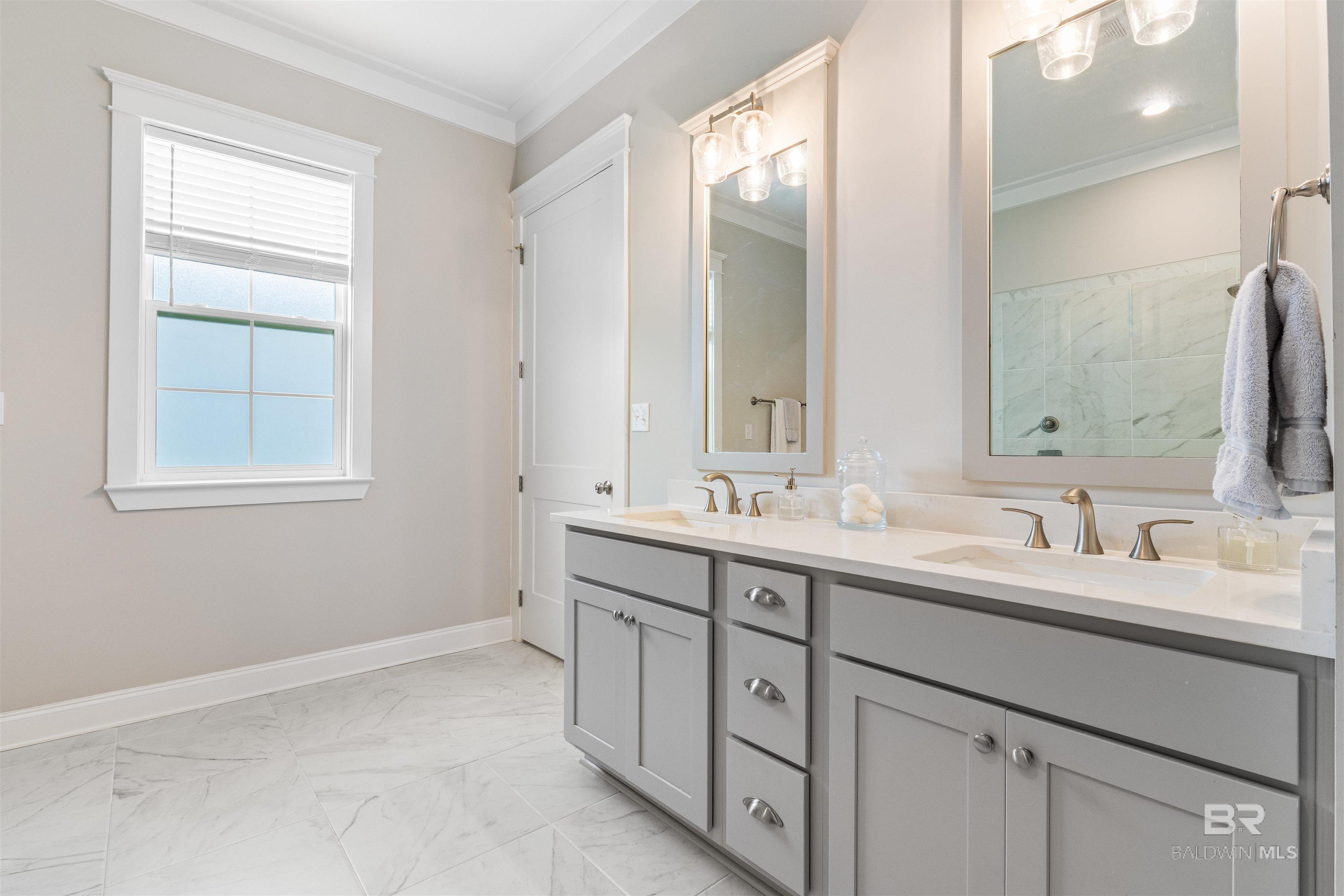 2533 Bienville Avenue, Gulf Shores, AL, 36542