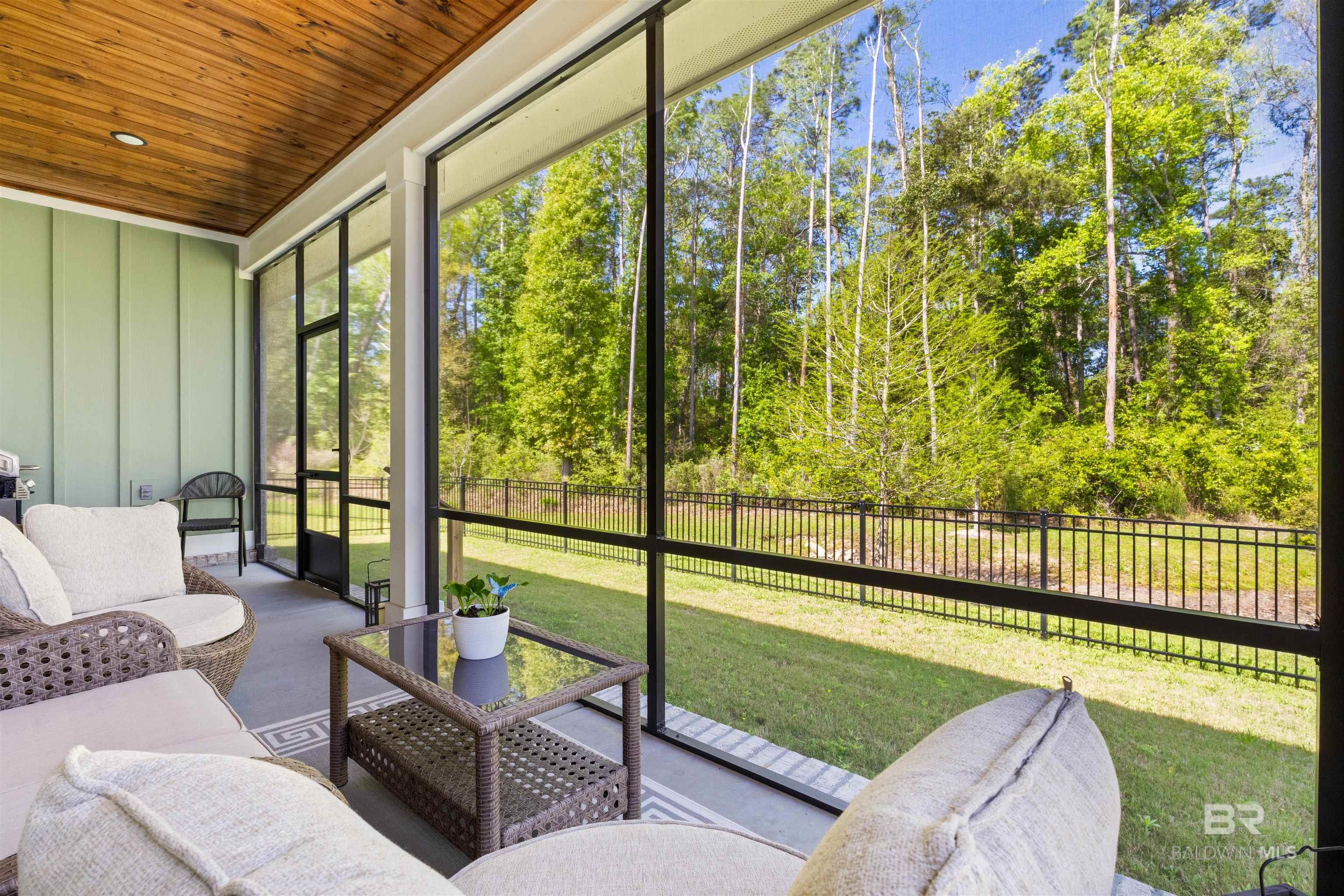 2533 Bienville Avenue, Gulf Shores, AL, 36542