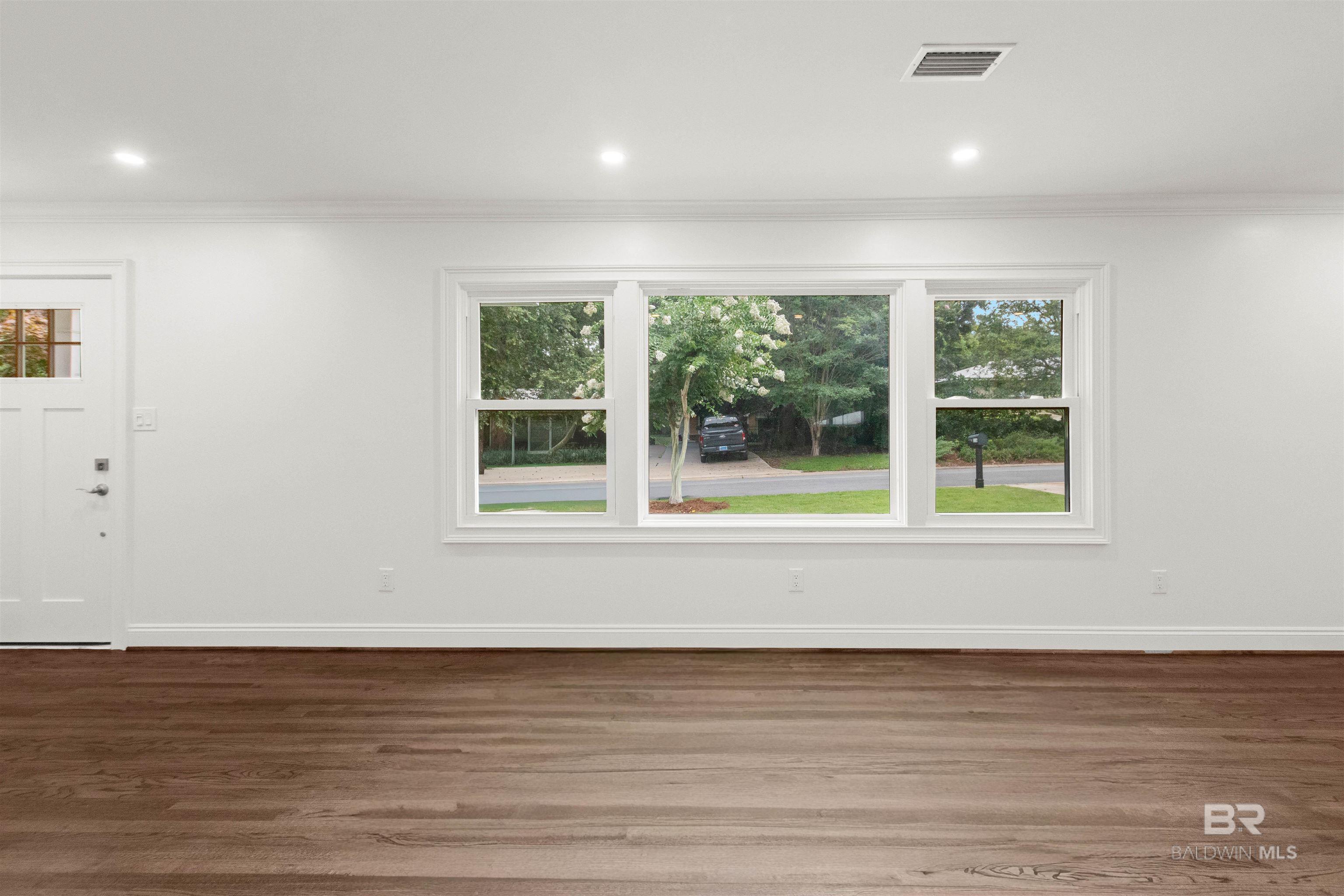 https://zimg.paragon.ice.com/ParagonImages/Property/PG/BCAR/394617/24/0/0/1c93dc0769cb8523bad96109910b5529/7/d49ad55379c75592c78c033718b4785f/394617-2594bd97-e09f-4d56-828c-b4c794870d27.JPG