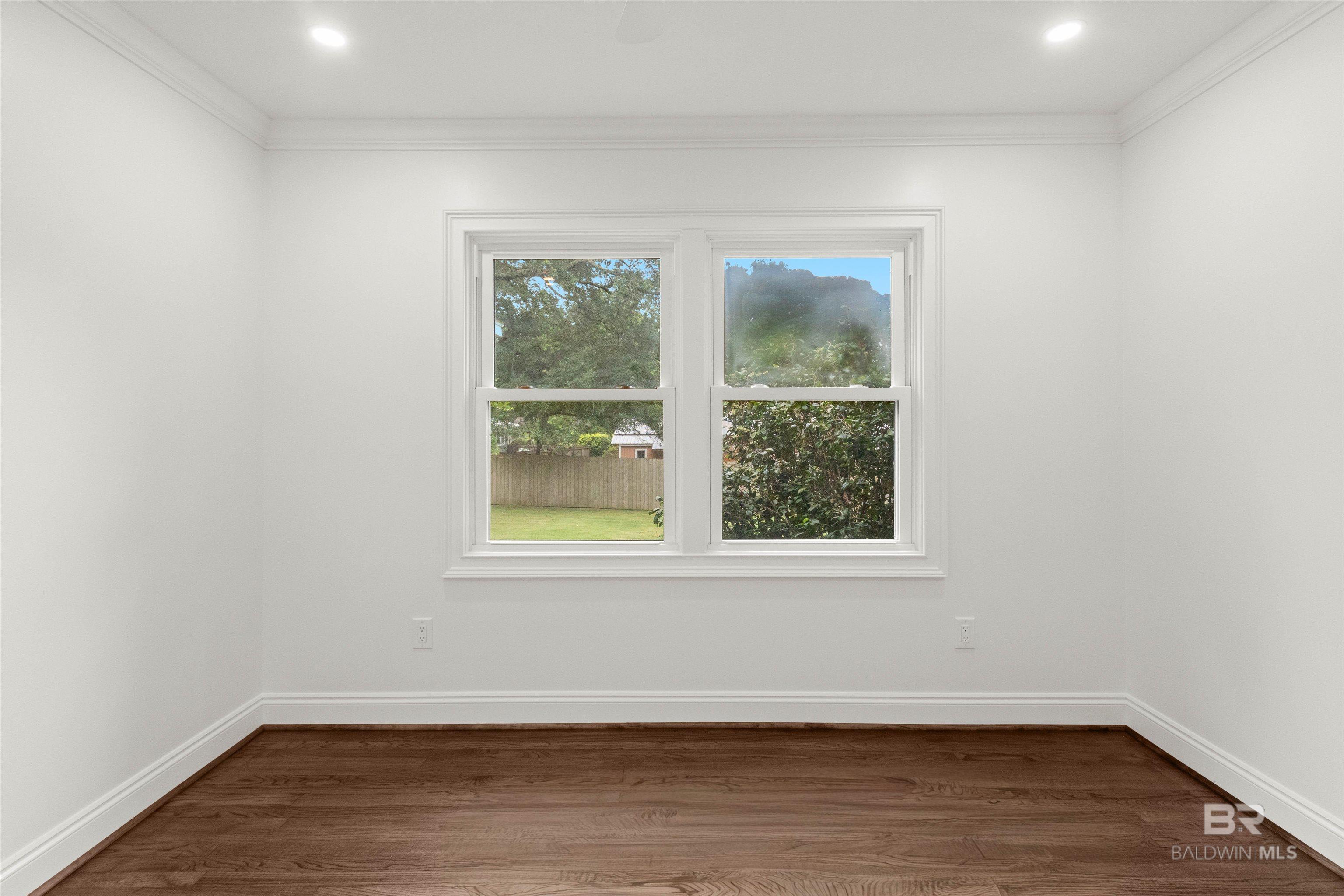 https://zimg.paragon.ice.com/ParagonImages/Property/PG/BCAR/394617/52/0/0/07e474fedd524a2877e7c4527f60a4e3/7/d49ad55379c75592c78c033718b4785f/394617-9c1ef623-a325-4643-bc9b-82691d64e142.JPG