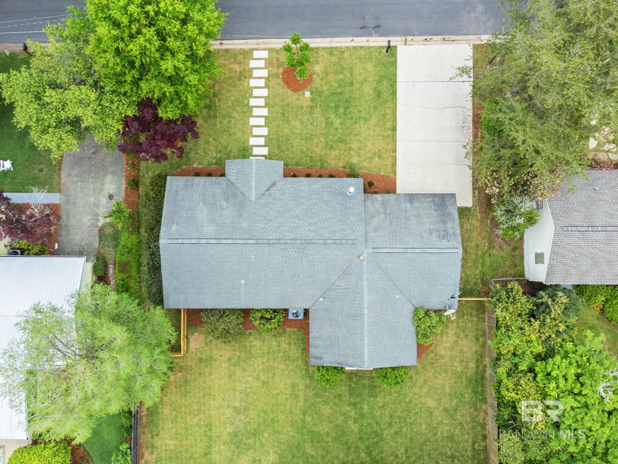 https://zimg.paragon.ice.com/ParagonImages/Property/PG/BCAR/394617/77/0/0/c5f9c22aee894d55292031f63d541d77/7/d49ad55379c75592c78c033718b4785f/394617-3718dd03-4a87-41ae-a843-f737f5a301b7.JPG