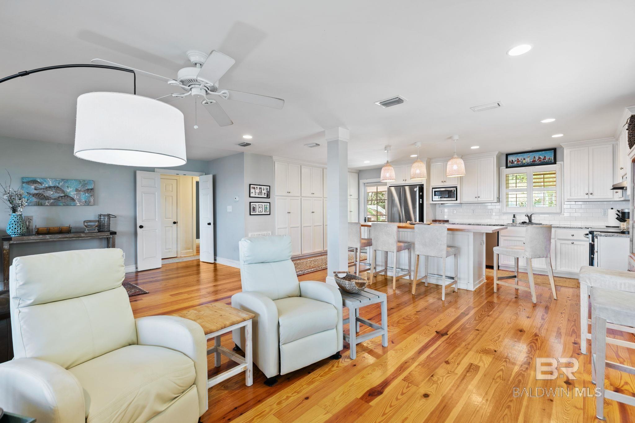 13813 Scenic Highway 98, Fairhope, AL, 36532-5980